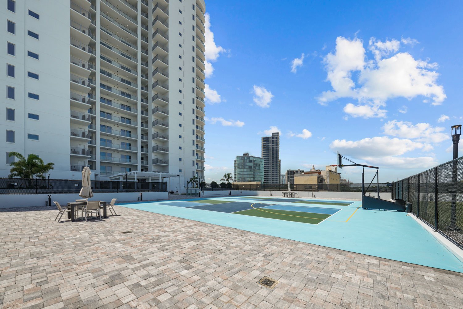 Altura Bayshore - 4th Floor Amenities-Tampa Listing Lab52.jpg