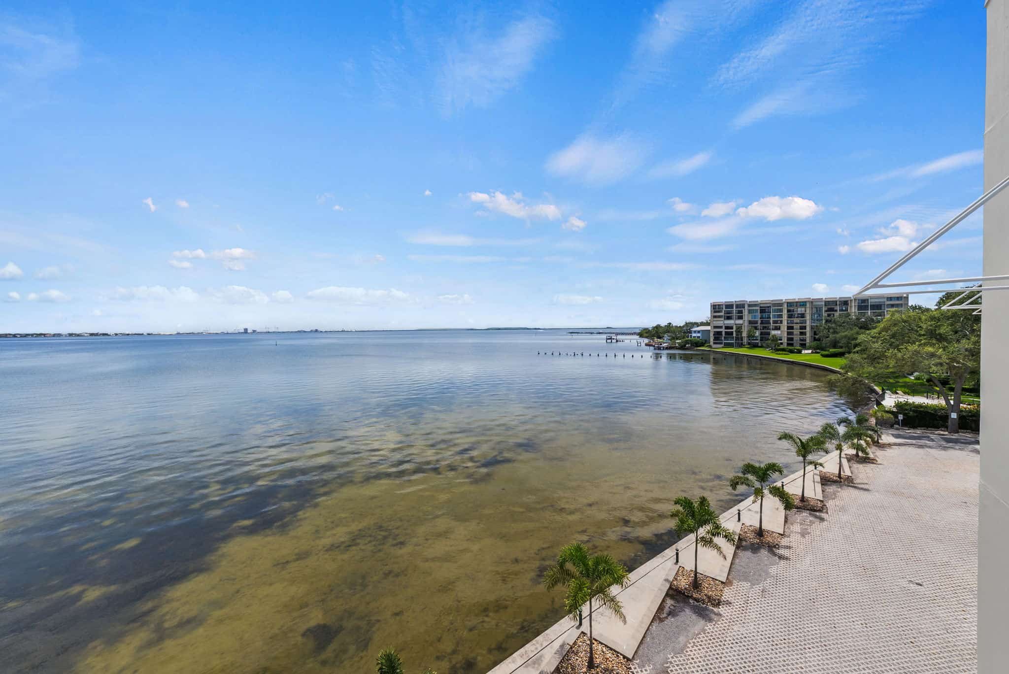 4950 Bayshore on the Boulevard-31.jpg