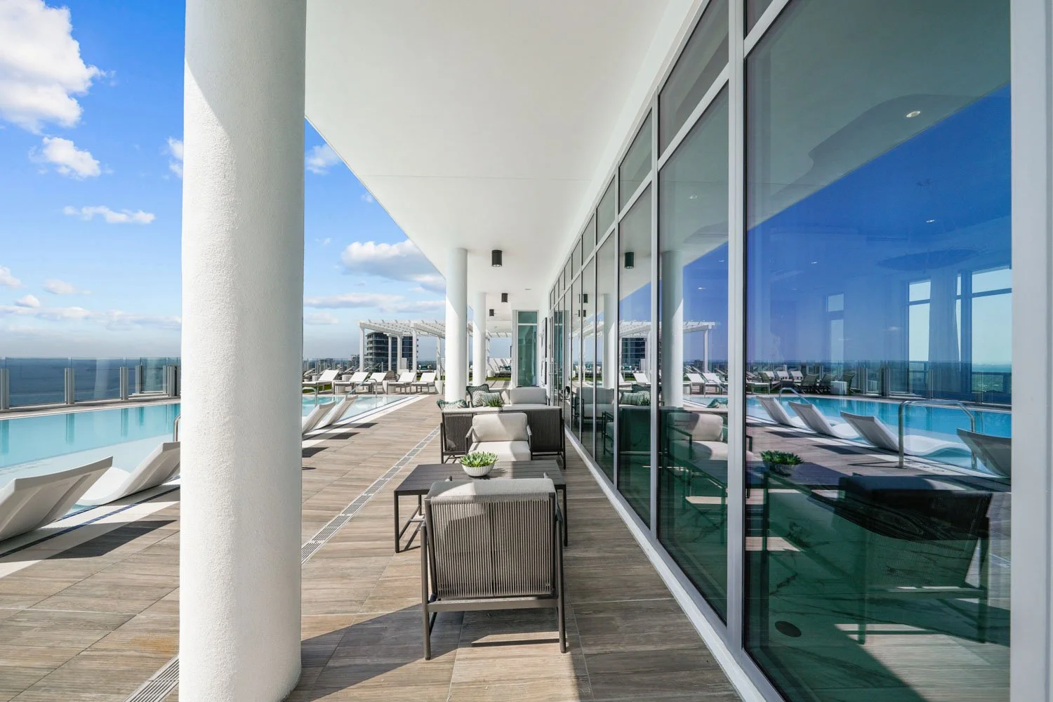 Altura Bayshore Rooftop Amenities-Tampa Listing Lab41.jpg