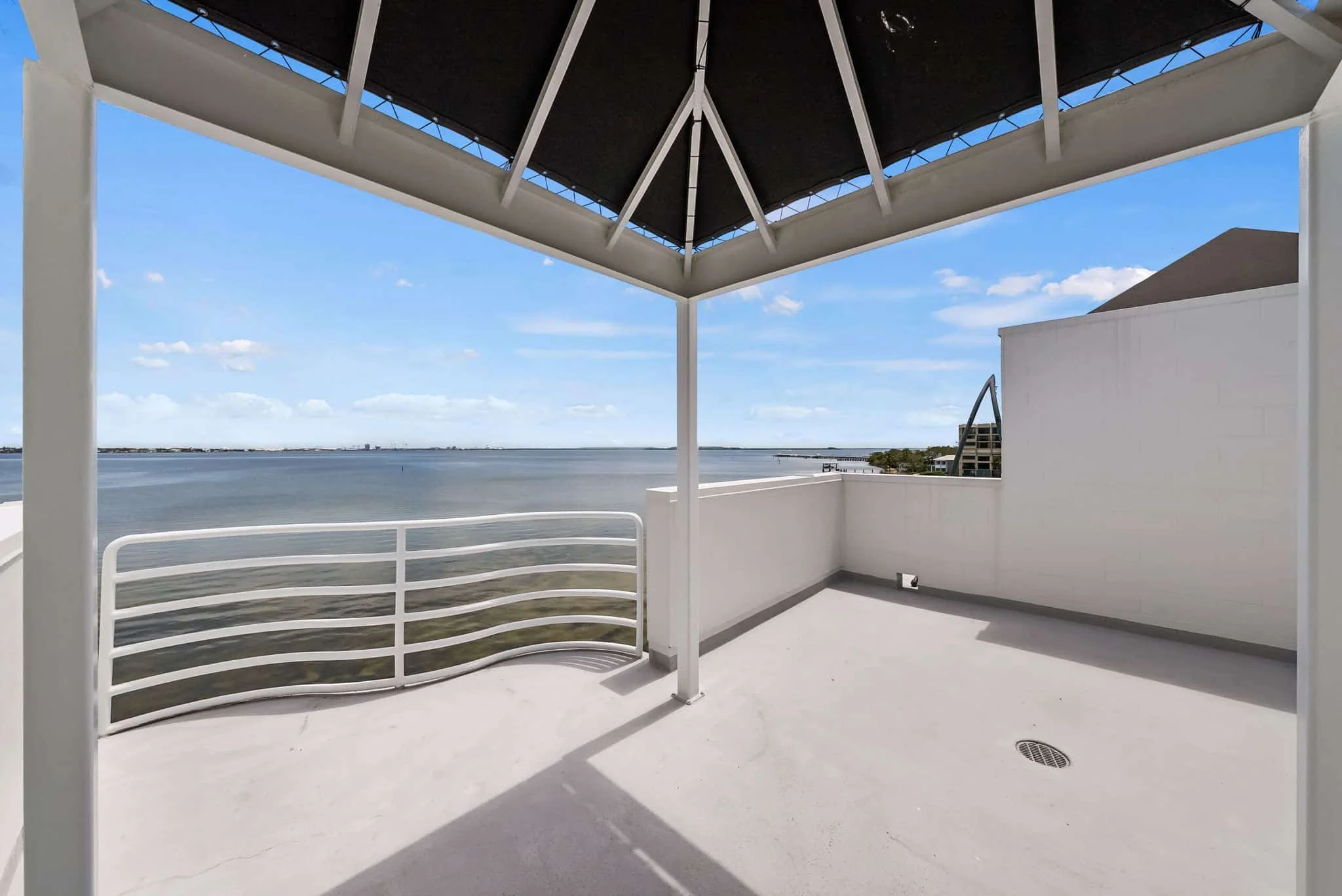 4950 Bayshore on the Boulevard-34.jpg
