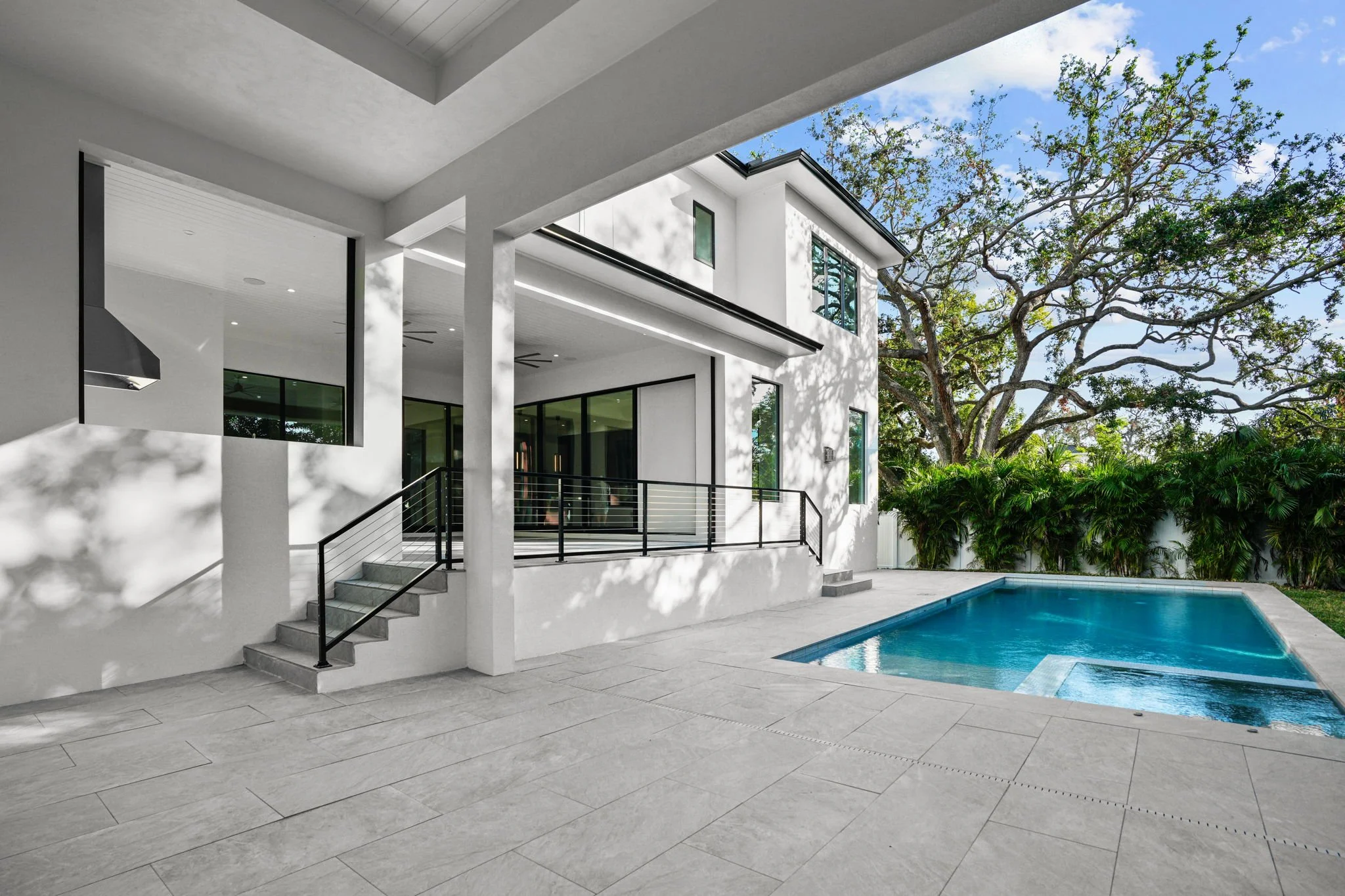 Brookshire Homes Riviera Drive (29).jpg