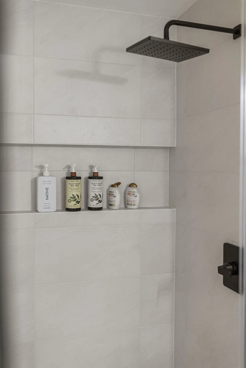 Tampa Airbnb Photos (9).jpg