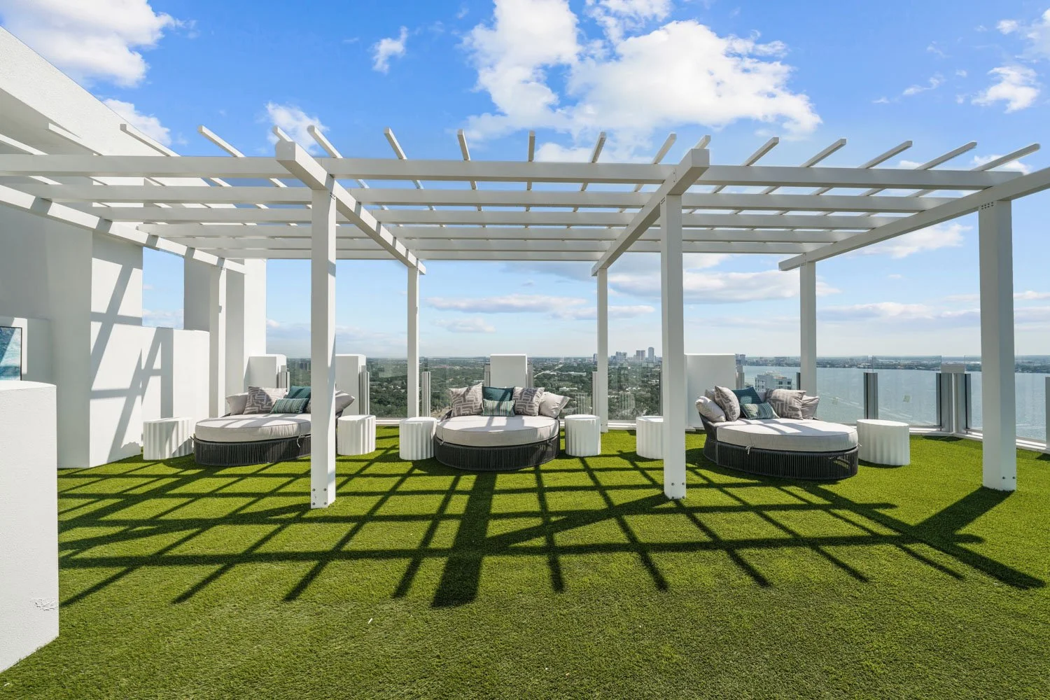 Altura Bayshore Rooftop Amenities-Tampa Listing Lab32.jpg