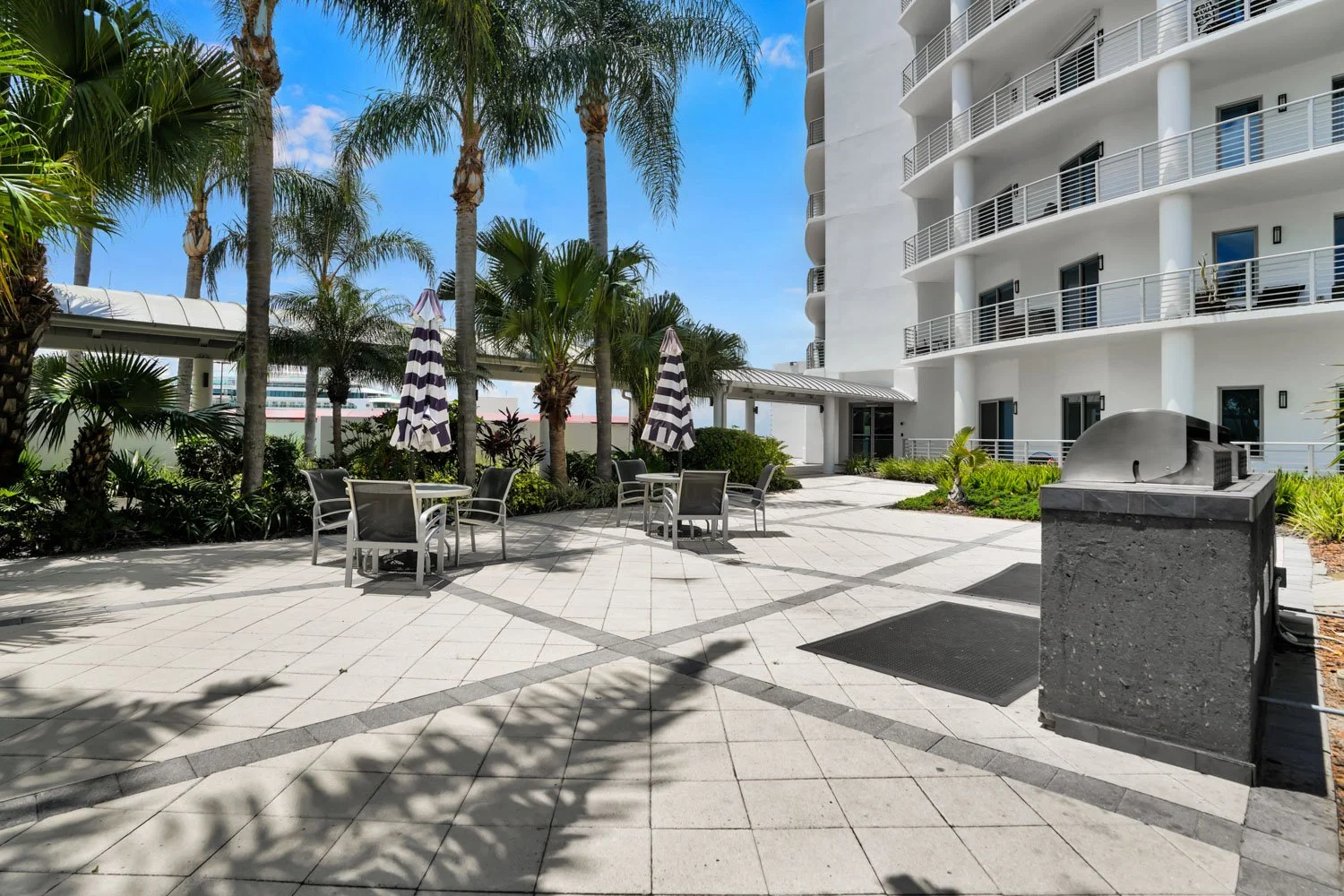 Towers of Channelside - Tampa Listing Lab  (23).jpg