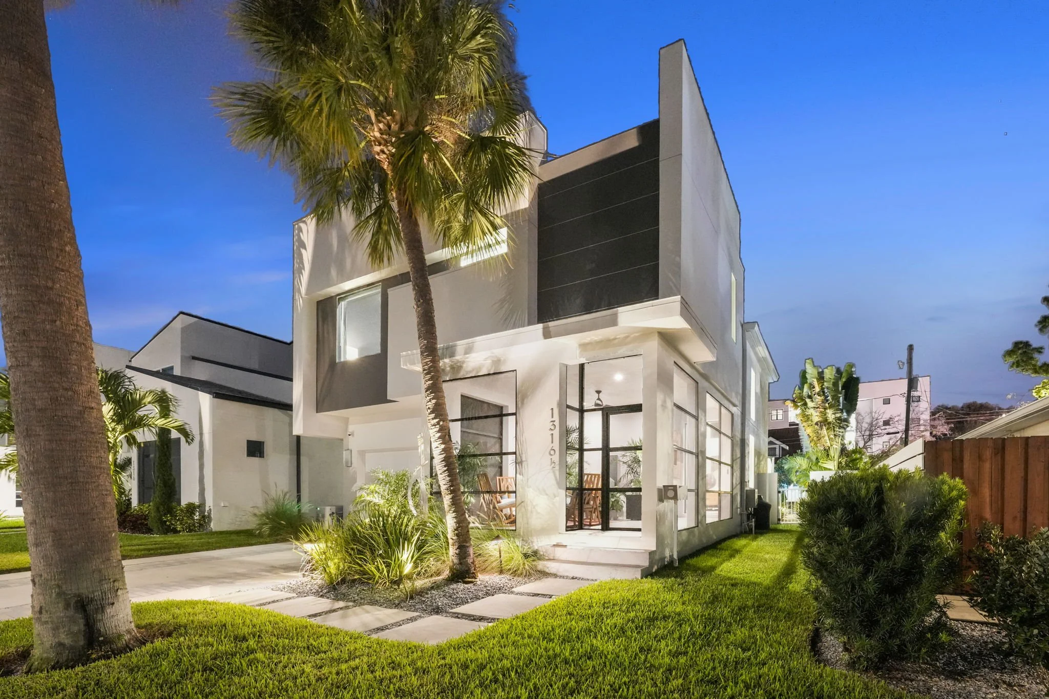 1316 12 Lemon St Tampa Real Estate Photos (2).jpg