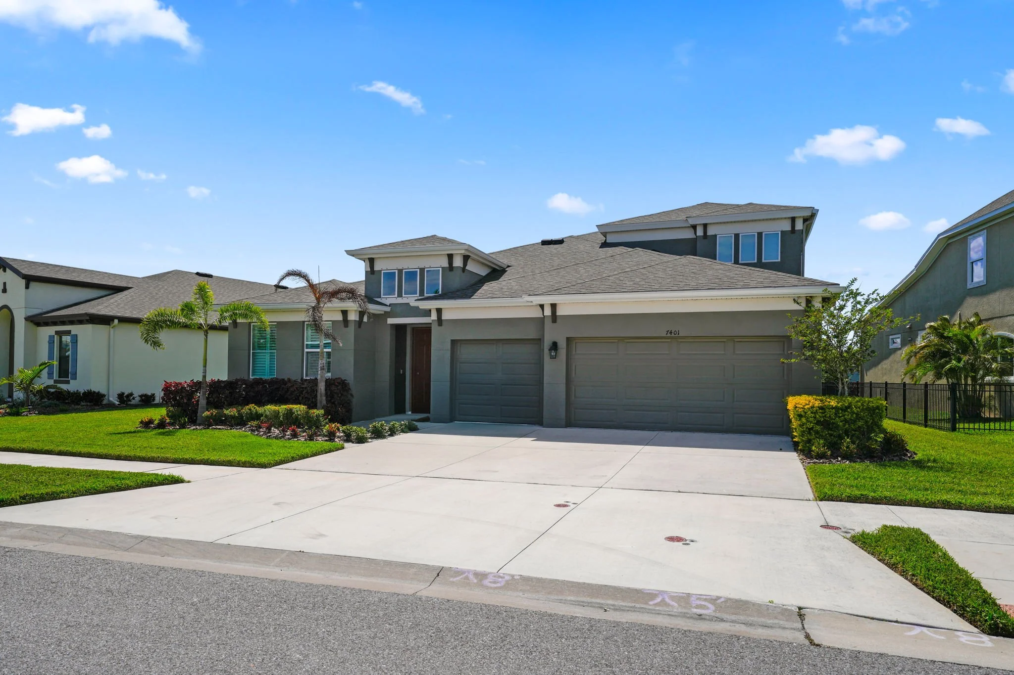 7401 Paradiso Dr Apollo Beach Real Estate Photos (4).jpg