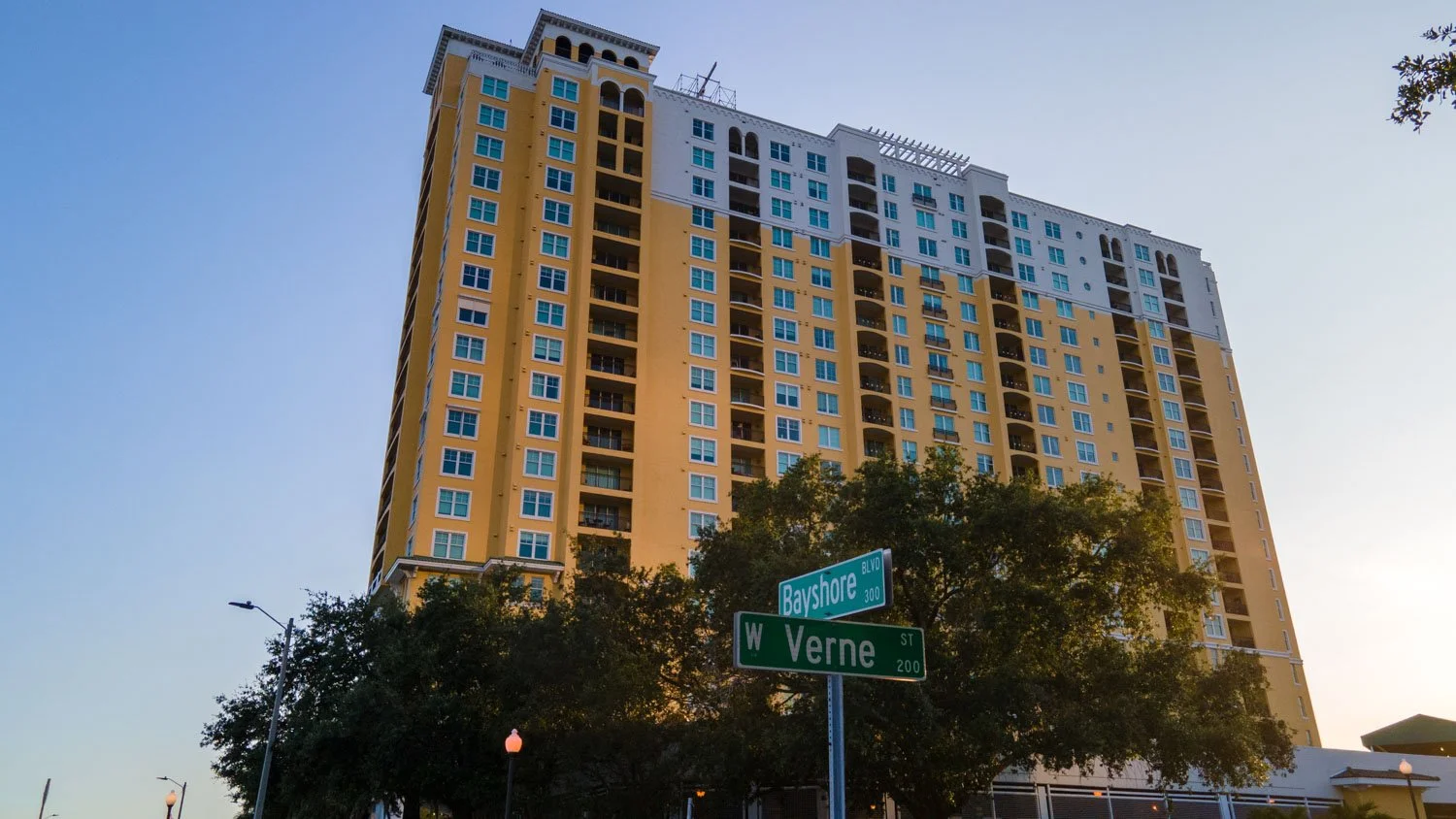 345 Bayshore Sunset Tampa Listing Lab (2).jpg