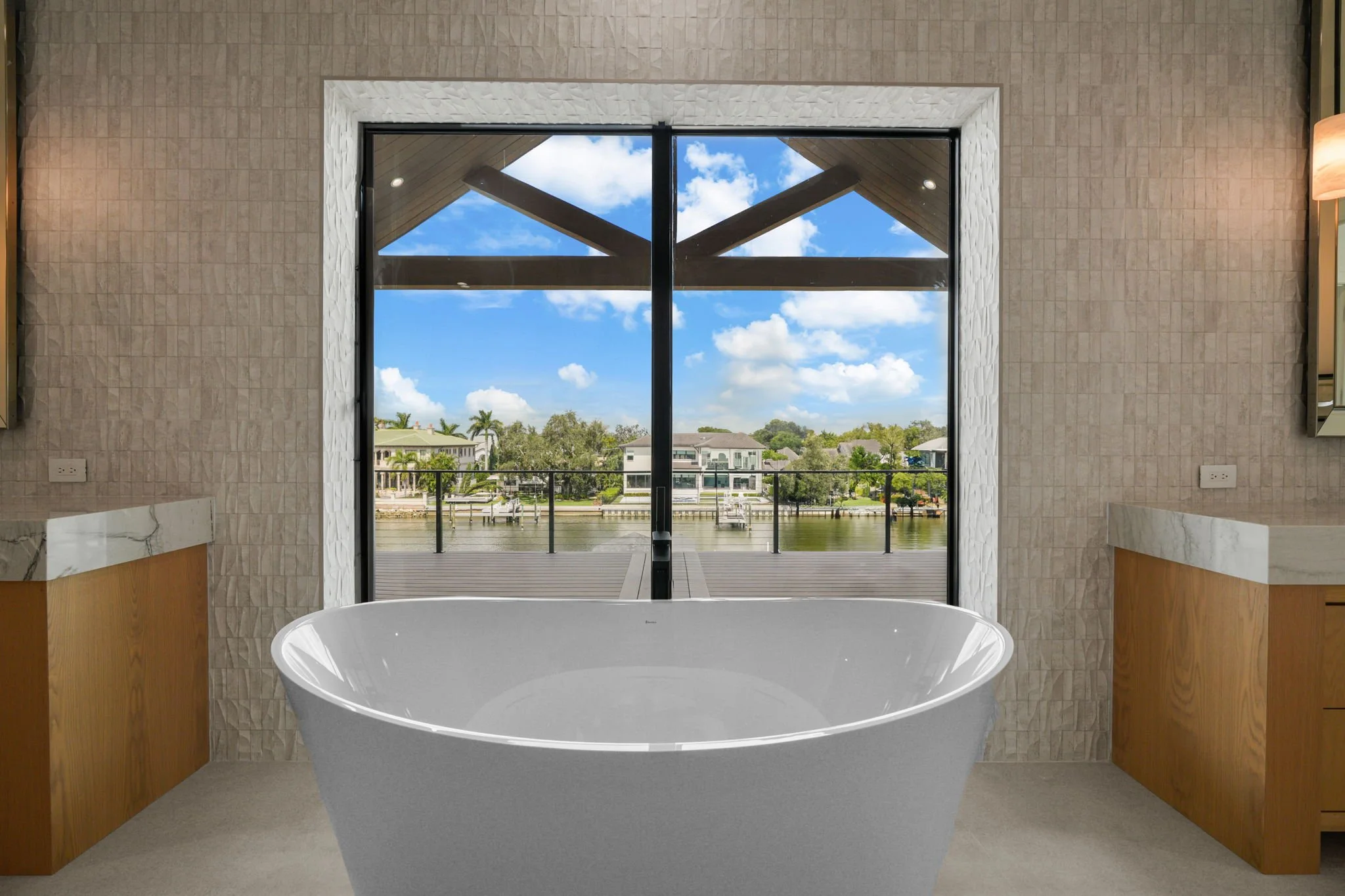 Homer Drive Brookshire Homes Tampa Listing Lab (27).jpg