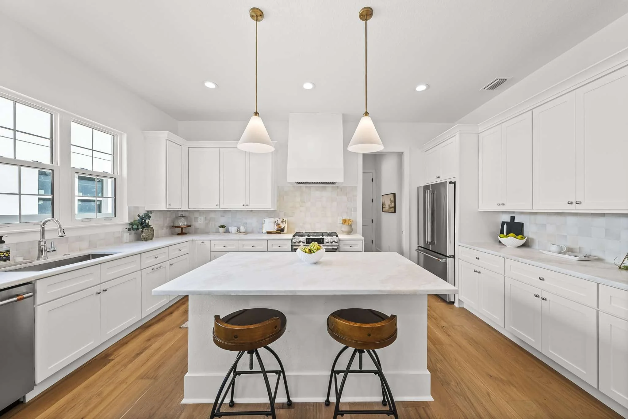 6107 S 4th St Oxford Homes Tampa Listing Lab-13.jpg