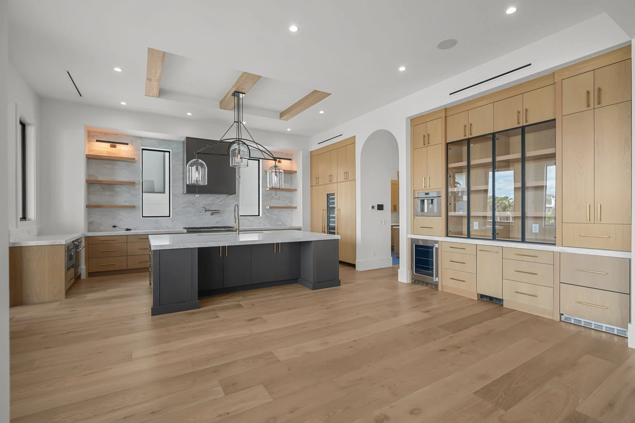 Homer Drive Brookshire Homes Tampa Listing Lab (7).jpg