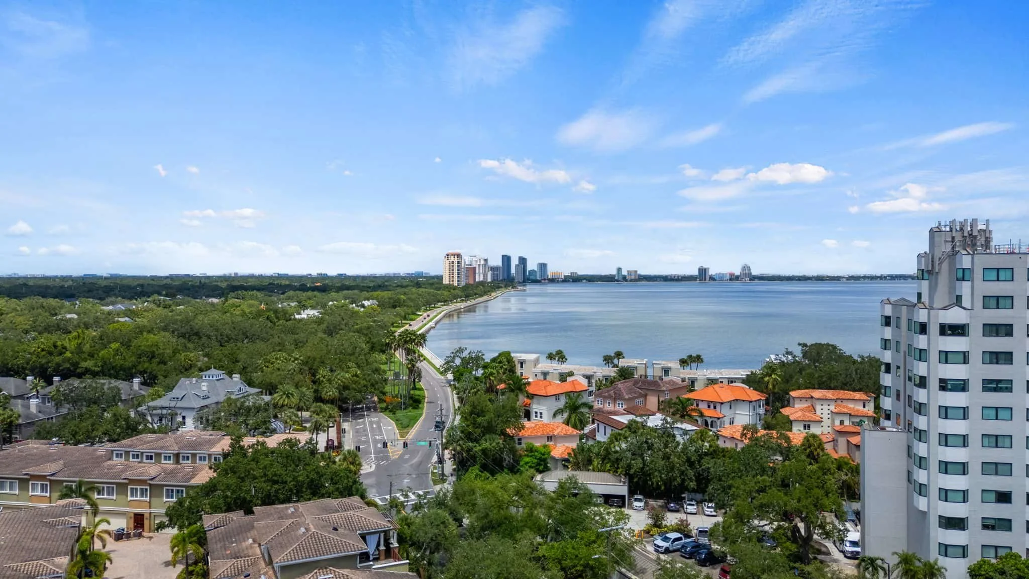 4950 Bayshore on the Boulevard-16.JPG