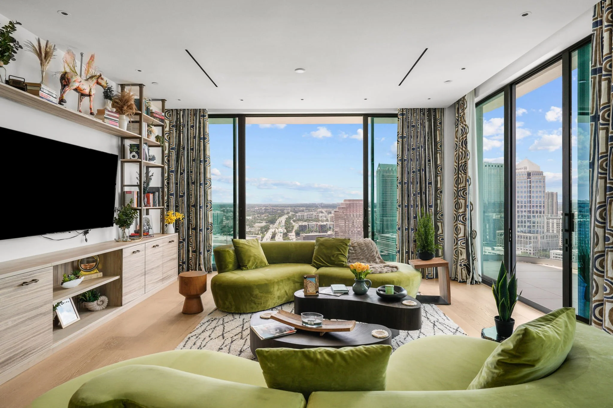 Tampa Edition 2501 (4).jpg