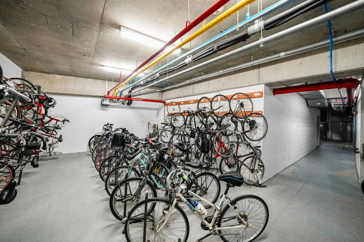 Signtaure Place Condo St Pete Tampa Listing Lab (29).jpg