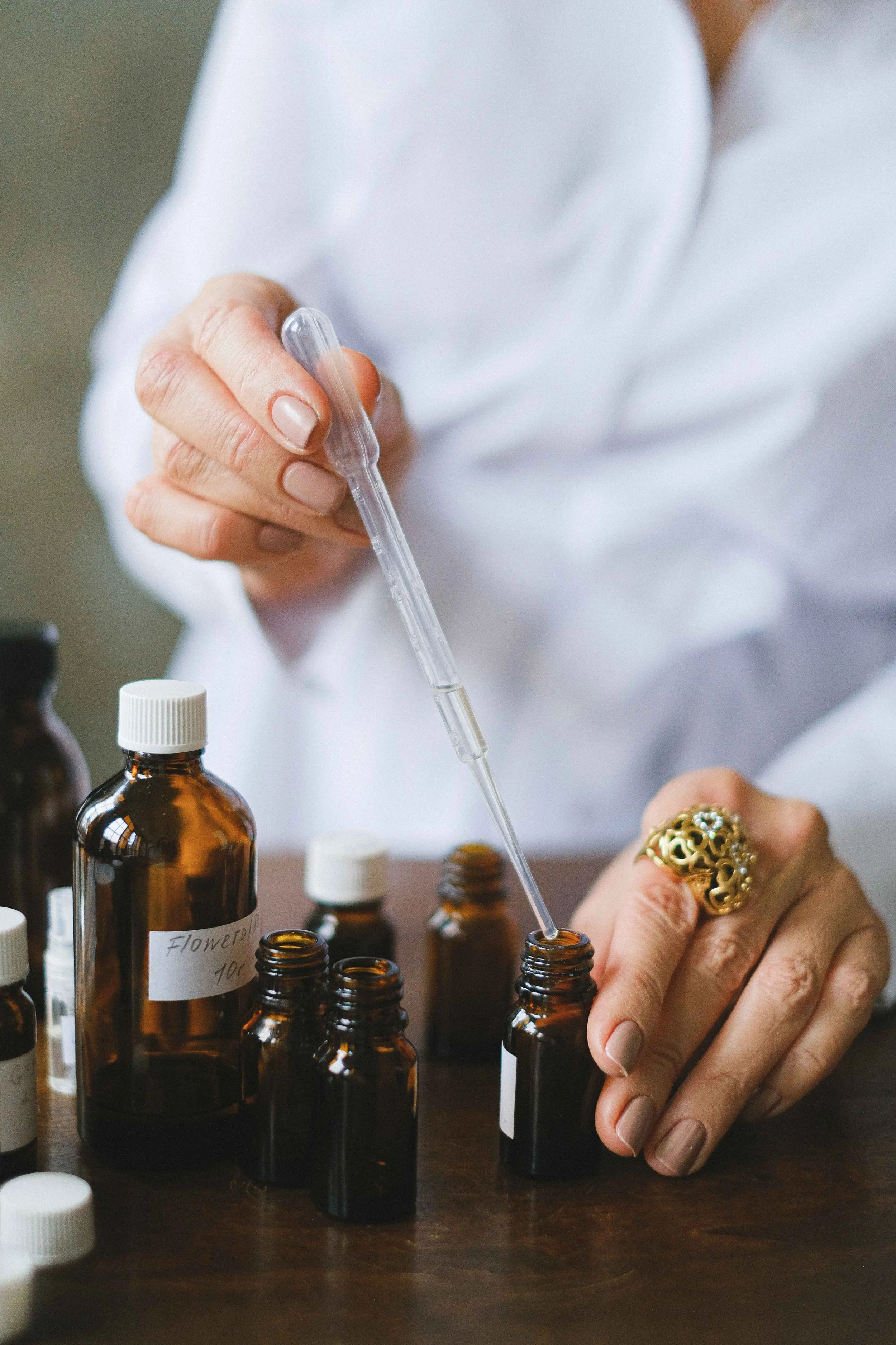 Essential oils mastery