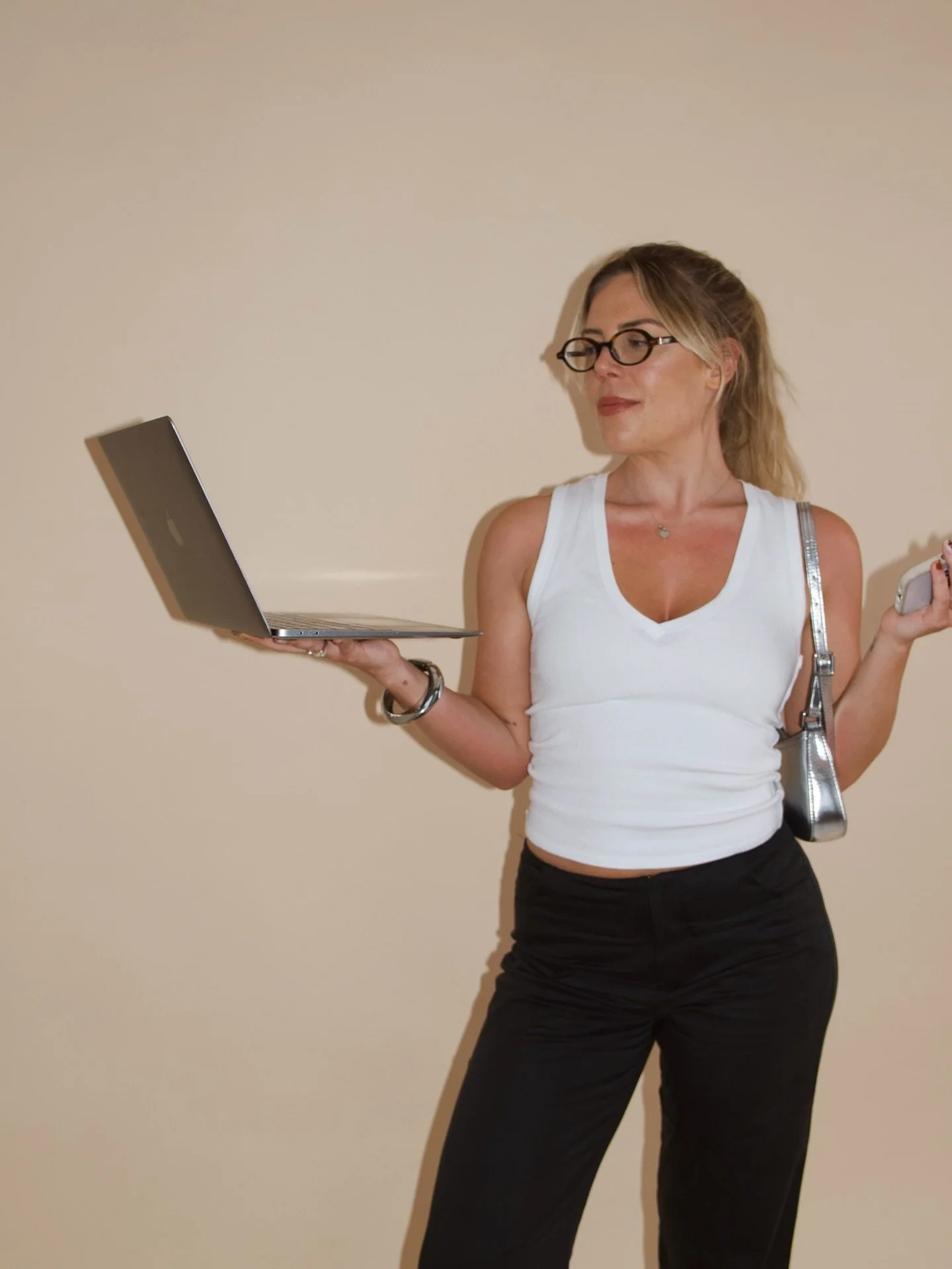 NEW ERA: CREATOR OF MY OWN WORLD 👩&zwj;💻🌍

yep, that&rsquo;s right. after 11 years i have left the corporate world after being told my role was at risk whilst sunbathing in South Africa. i decided to take a leap of faith and put myself forward for