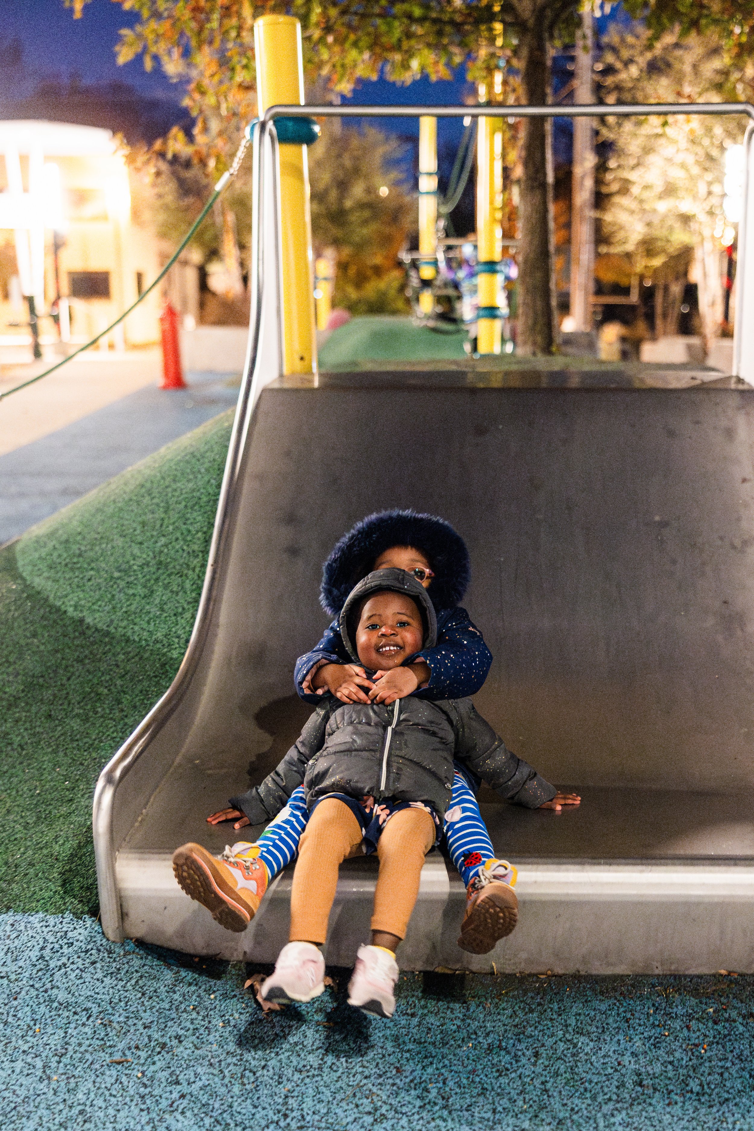 JSHS_HolidayVillage2024-115.jpg