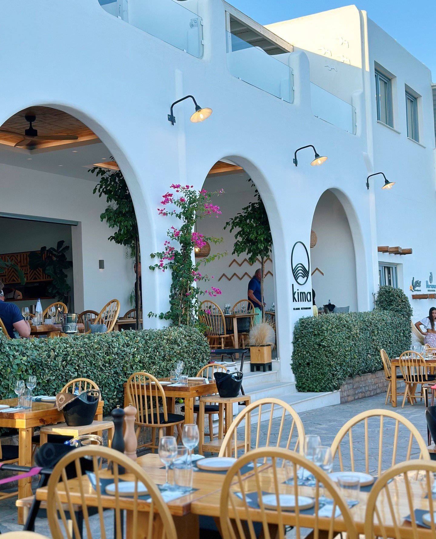Some places make you slow down, sip a little longer, and savor every moment. This was one of them. Greece, you have my heart. 💙✨ Always trying to work the camera angles!