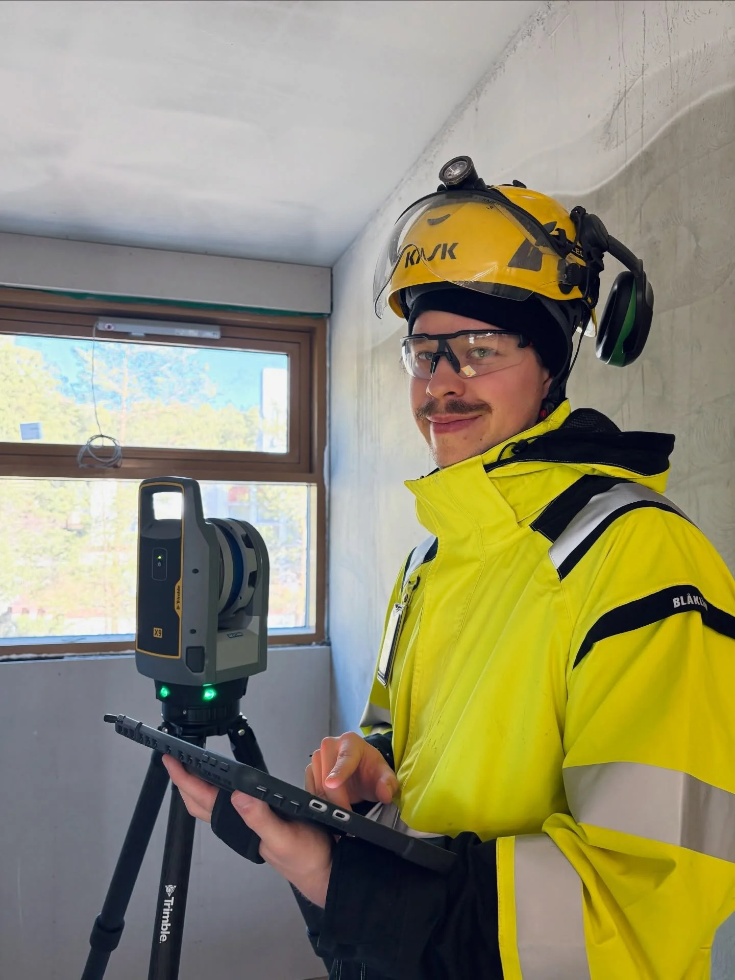 Tii&auml;tk&ouml;, miss&auml; laserkeilaus on must-have?🤔

Korjausrakentamisessa! Vanhoja rakennuksia korjattaessa voi monesti vastaan tulla tilanne, ett&auml; kohteen piirrustukset ovat ep&auml;tarkkoja tai aikansa el&auml;neit&auml;. T&auml;ll&oum