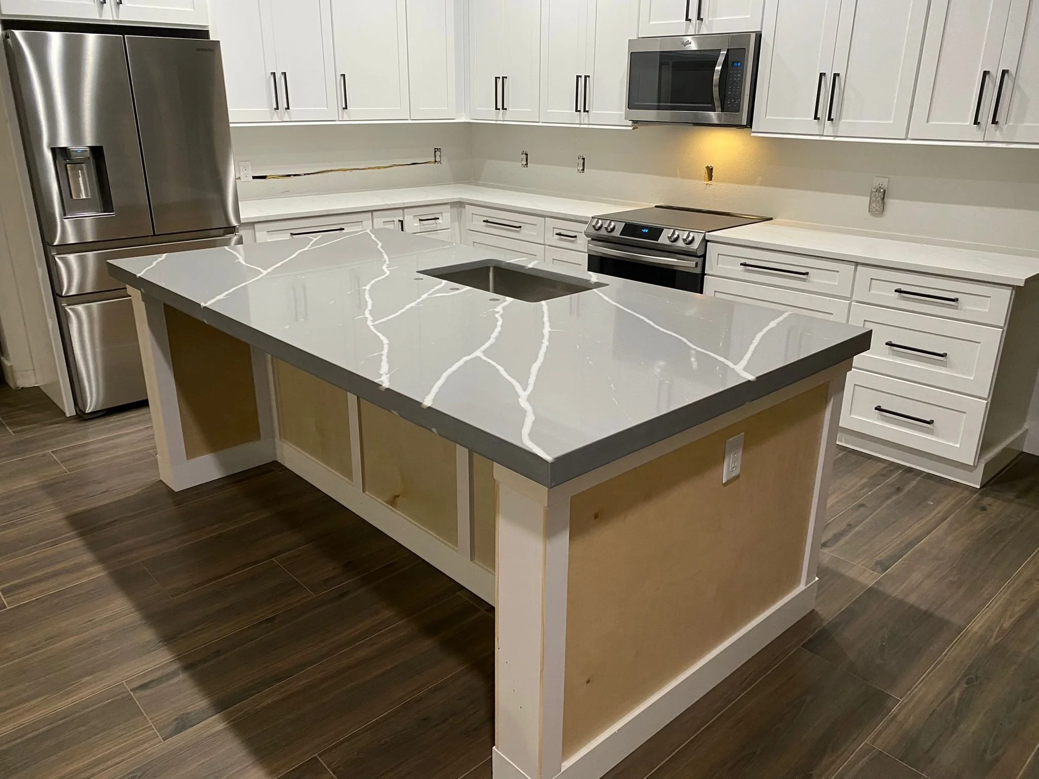 PHOTO-2024-12-13-17-43-28 2.jpg