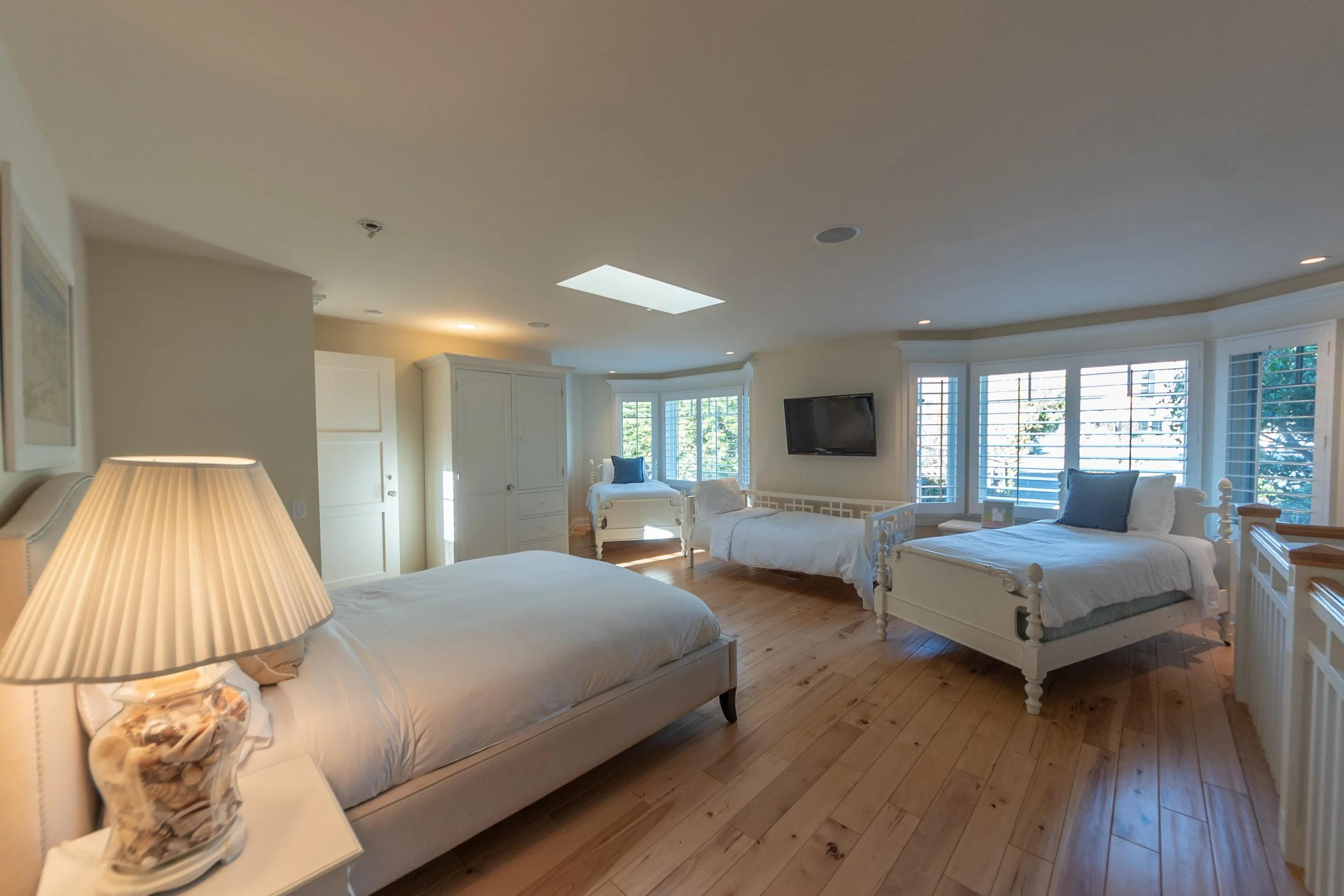 30760 Broadbeach Guesthouse-11.jpg