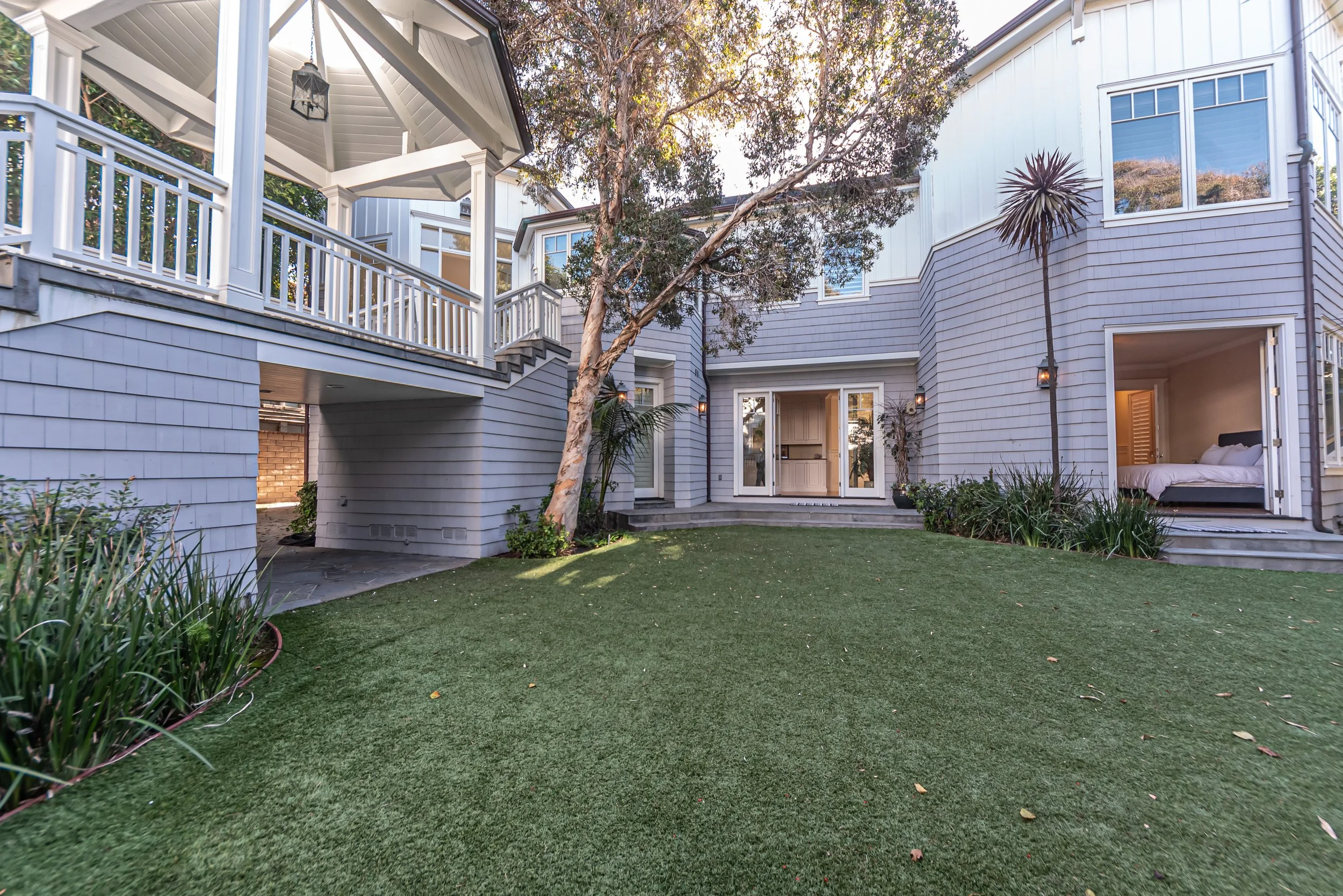 30760 Broadbeach-83.jpg