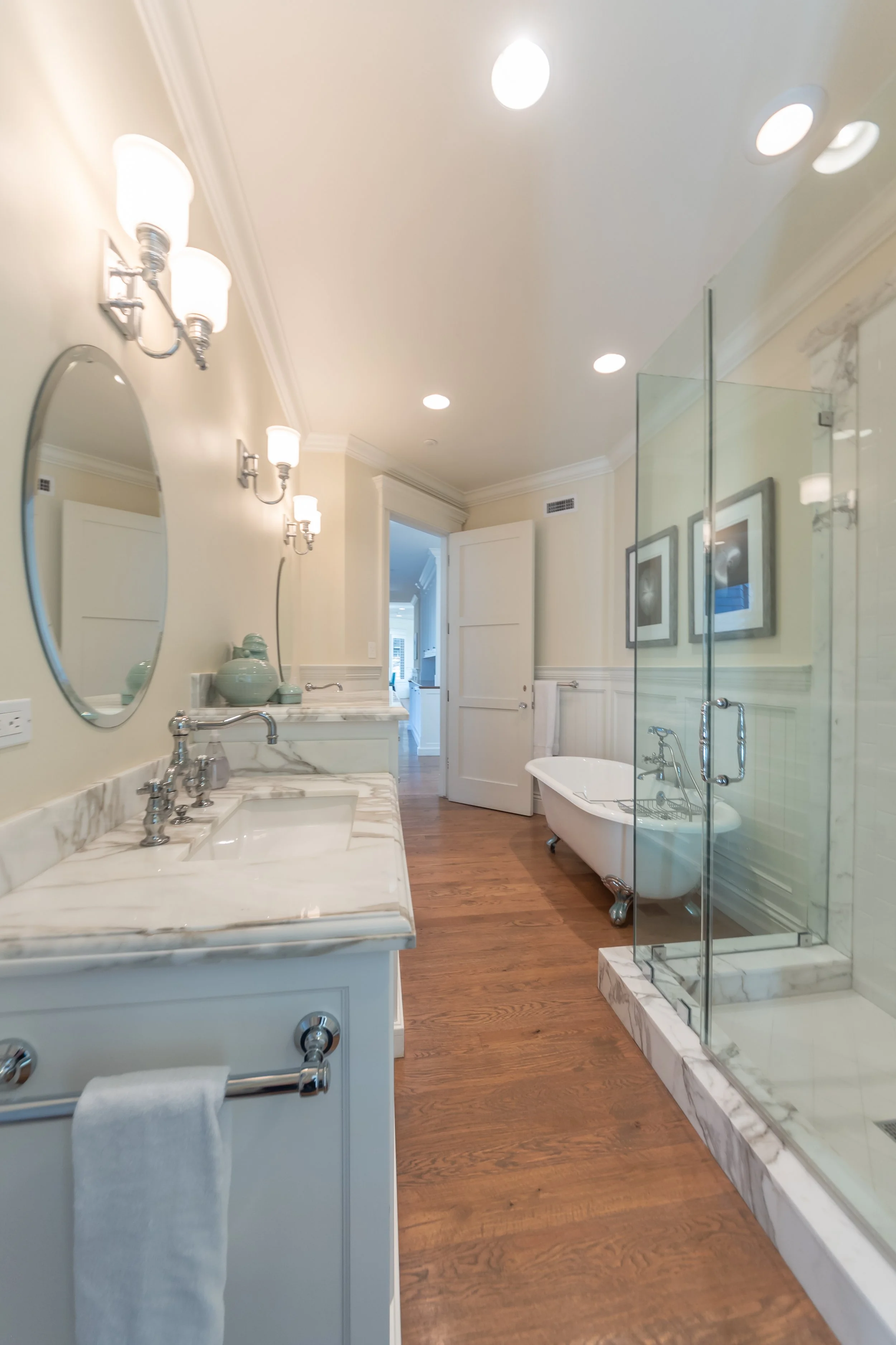 30760 Broadbeach-104.jpg