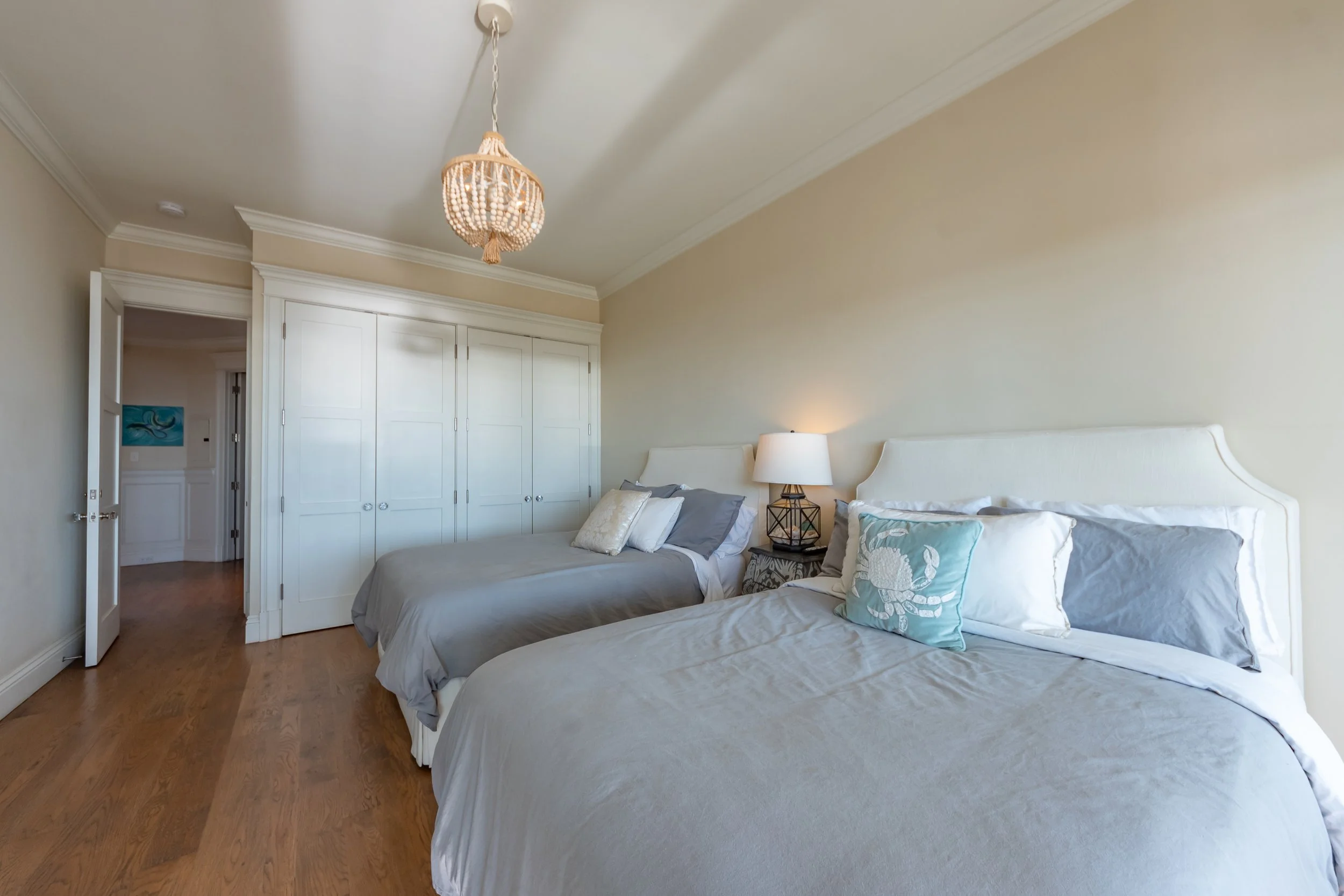 30760 Broadbeach-86.jpg