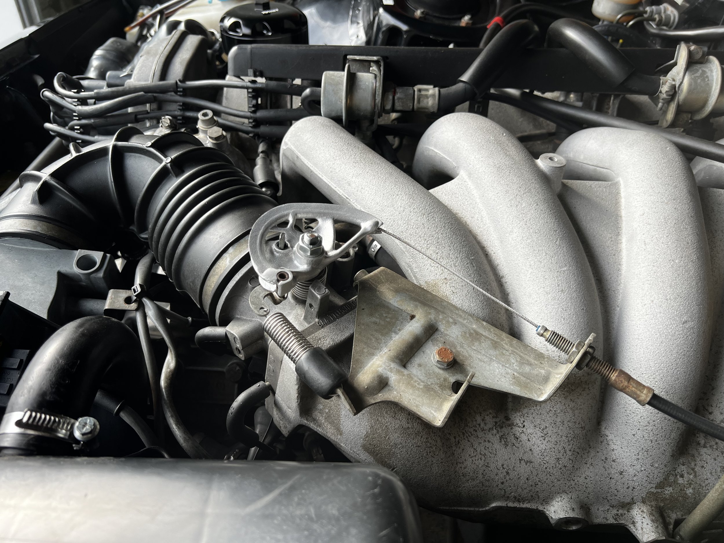 944 throttle cam