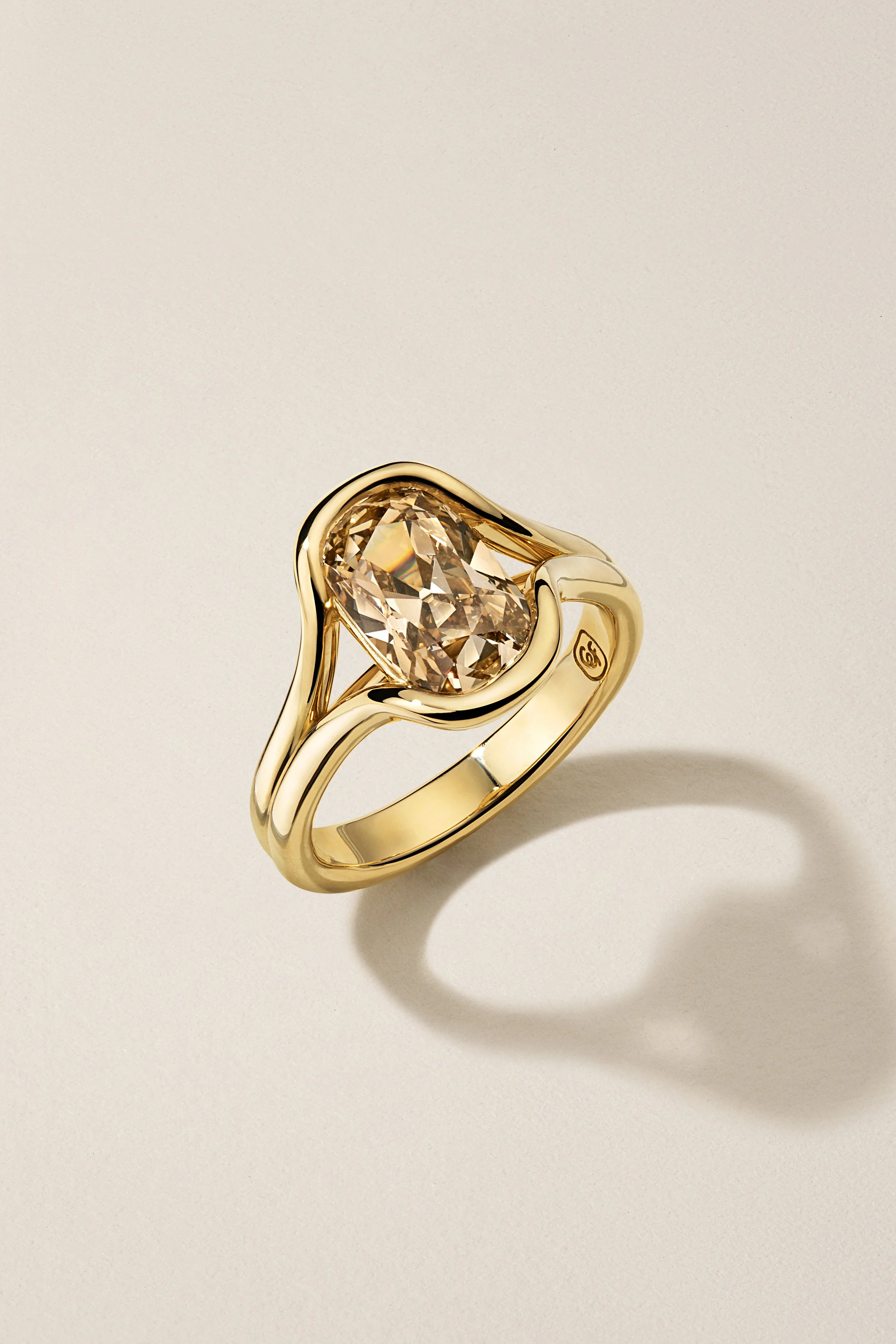 analie-gold-2.jpg