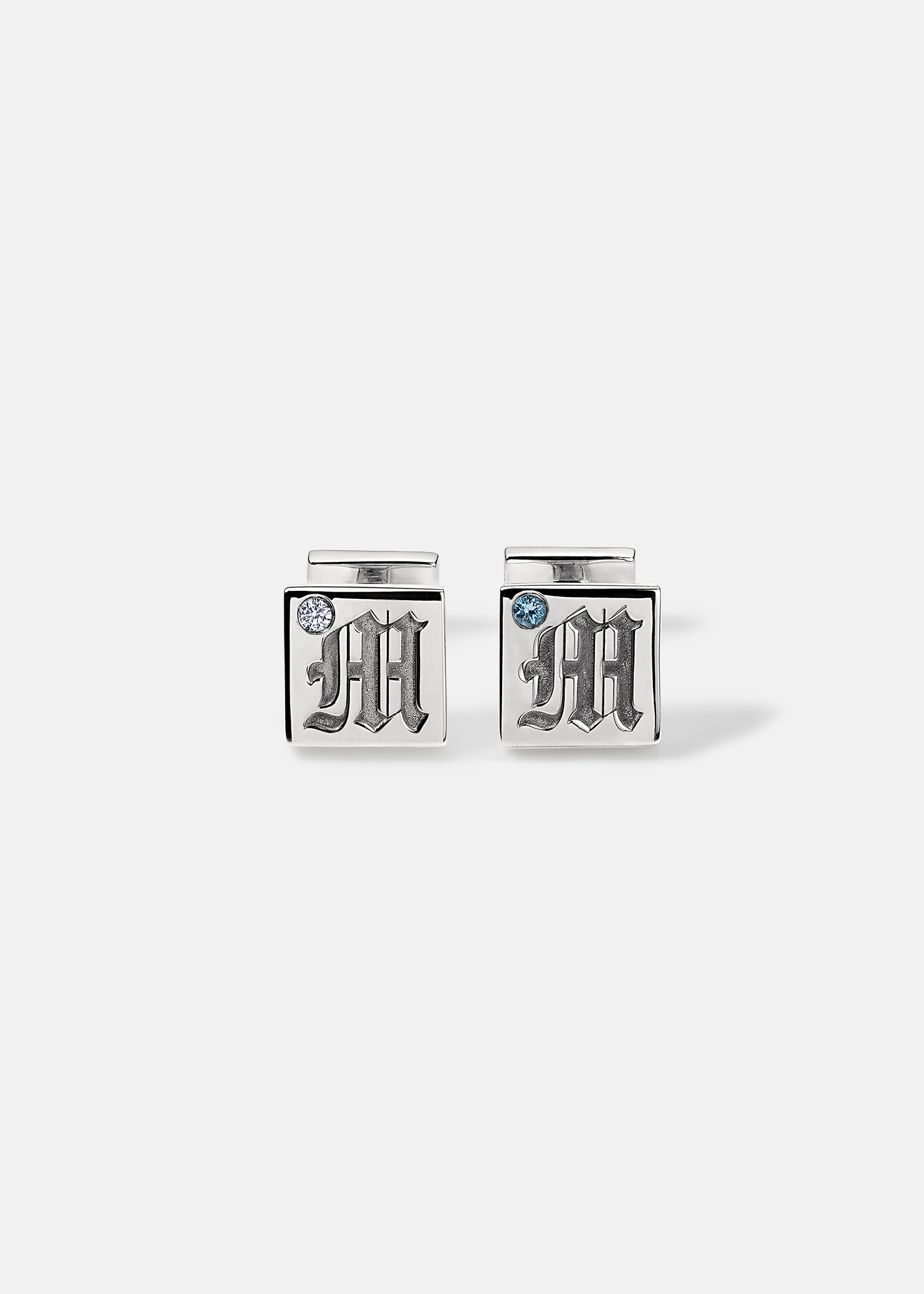 CufflinksFront.png