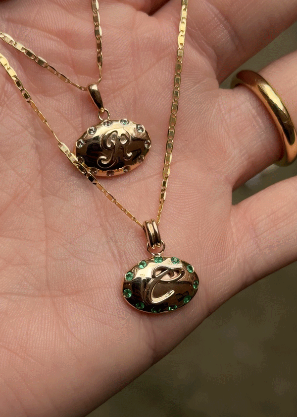 charms2.gif