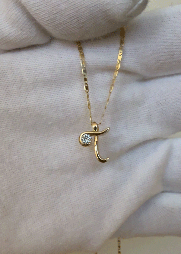 Charm1.gif
