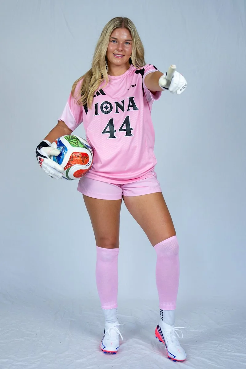IONA

Addison Bowles - 2026