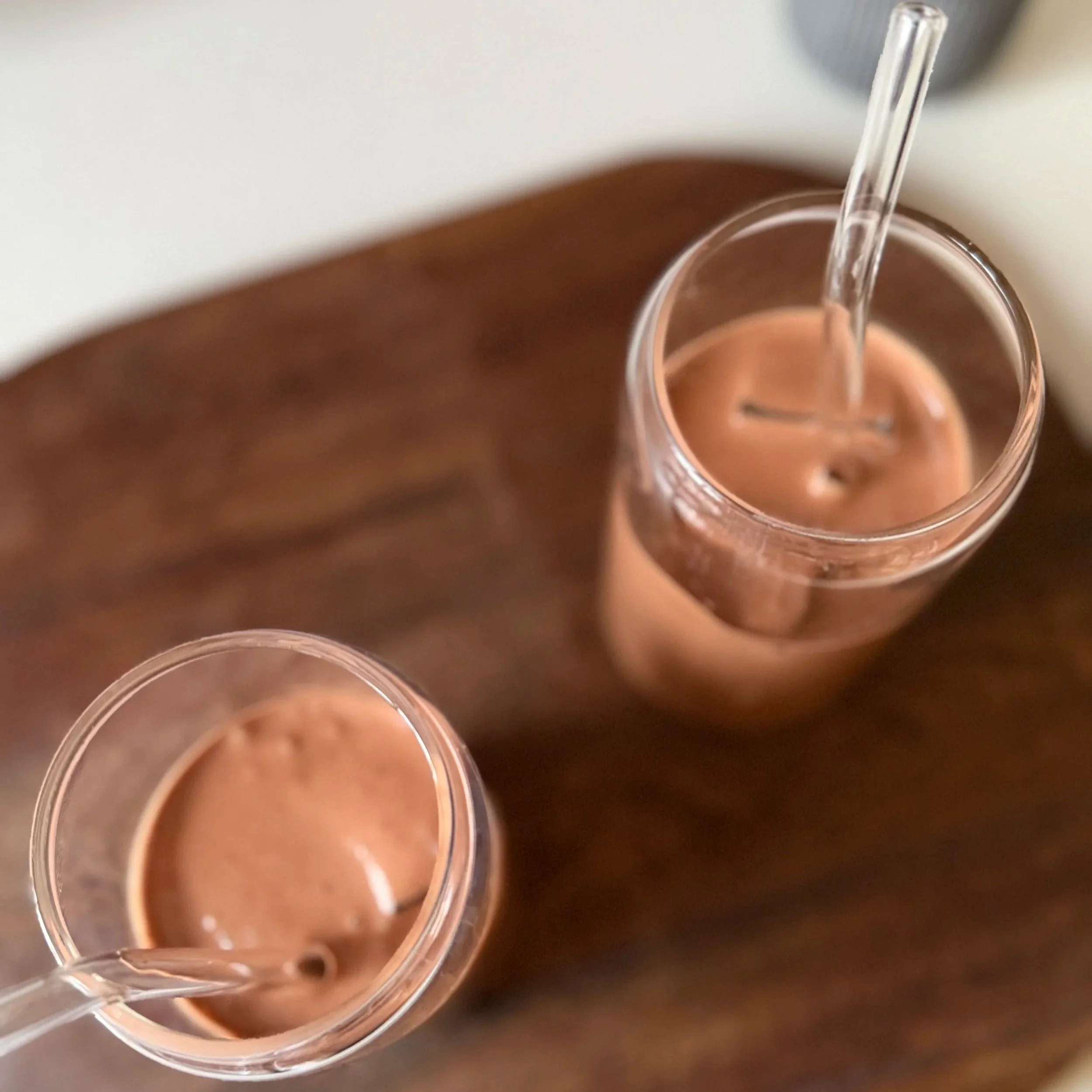 Babies ‘choccy’ shake + smoothie pop
