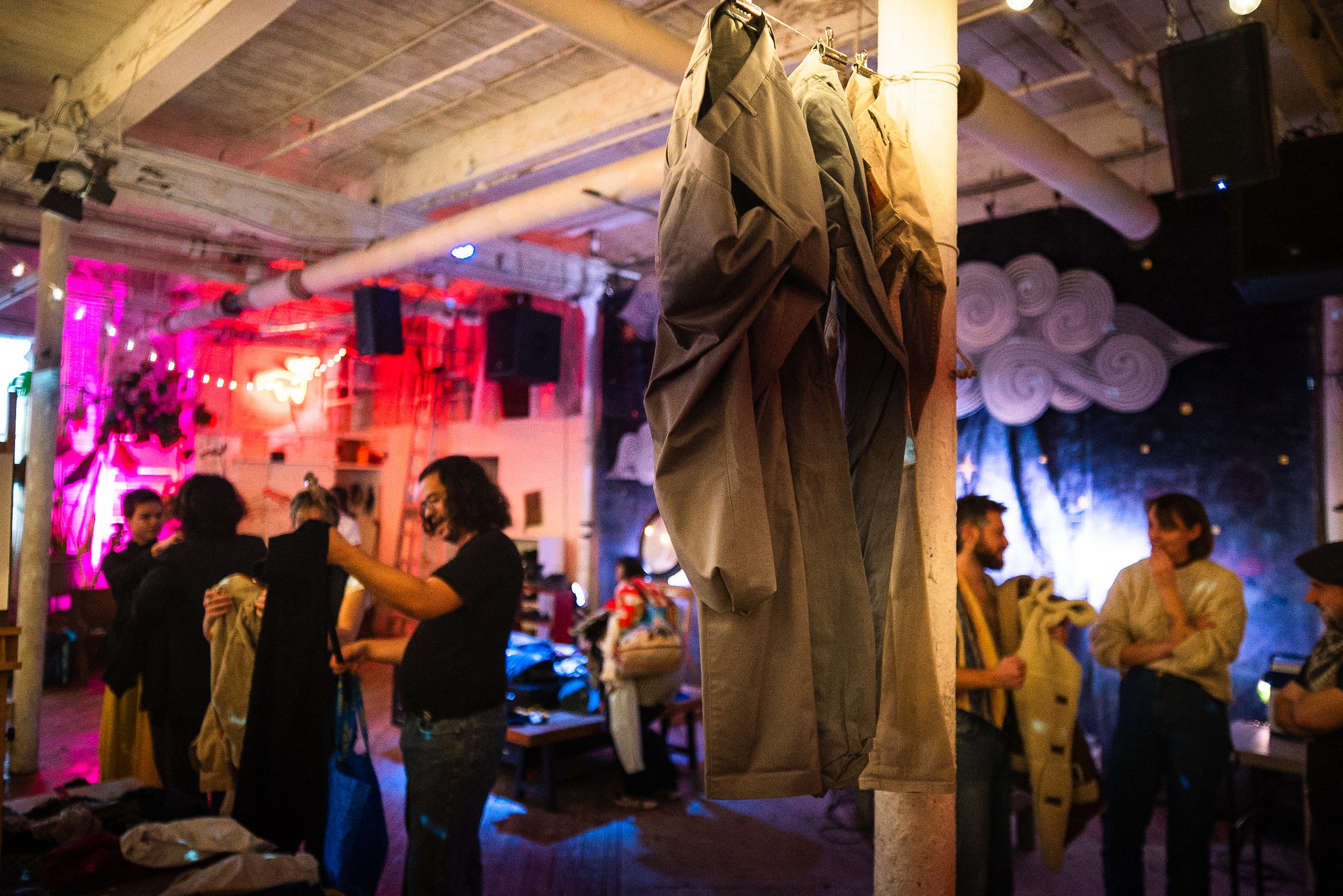 LOOV FASHION SHOW & SWAP-036.jpg