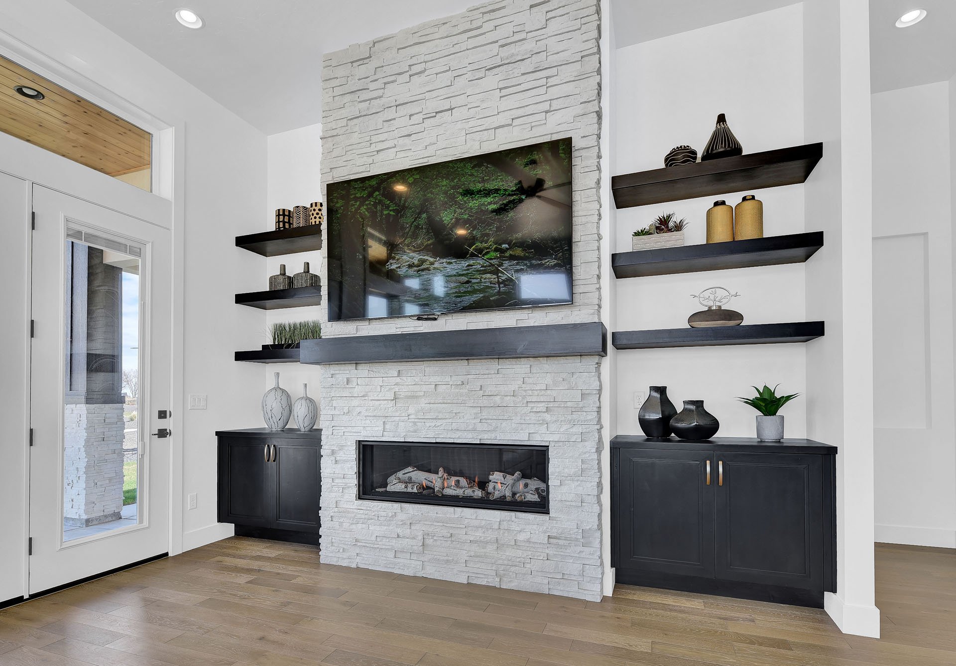 11436saylis-24.jpg