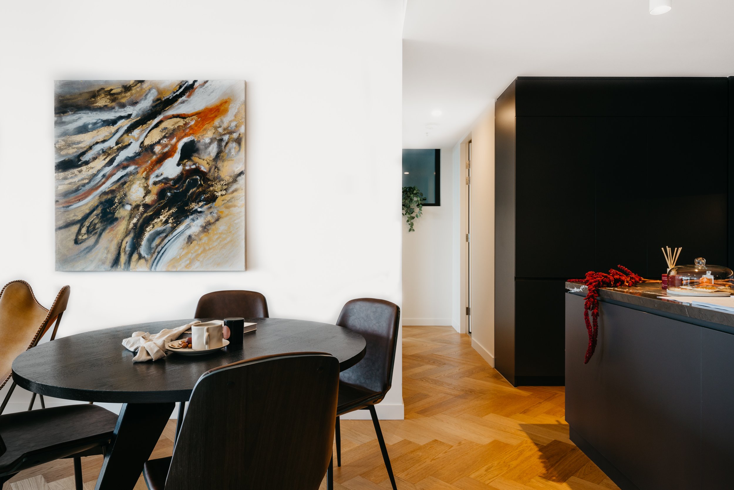 DiningRoom.jpg