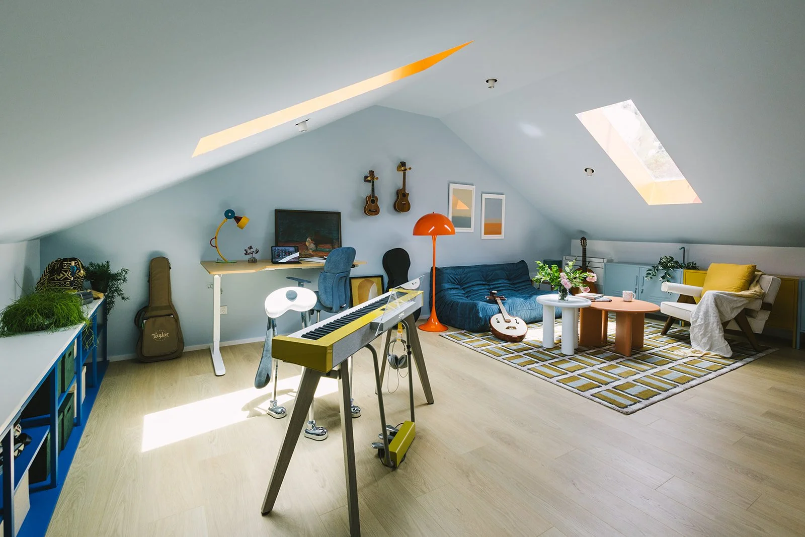 syp-homes-little-universe-loft-living-room-study-and-music-04.jpg