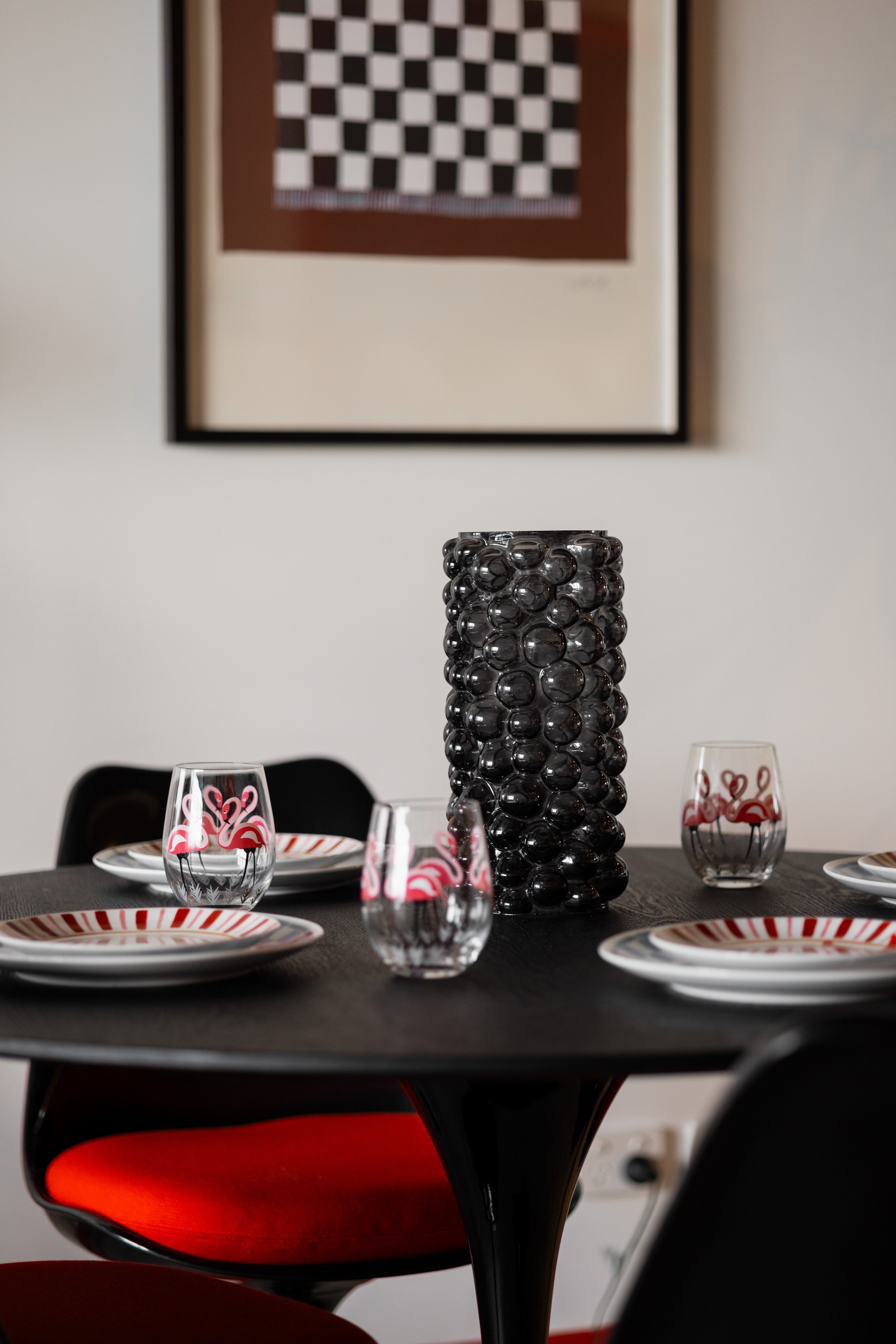 syp-homes-monochrome-dining-room-01.jpg