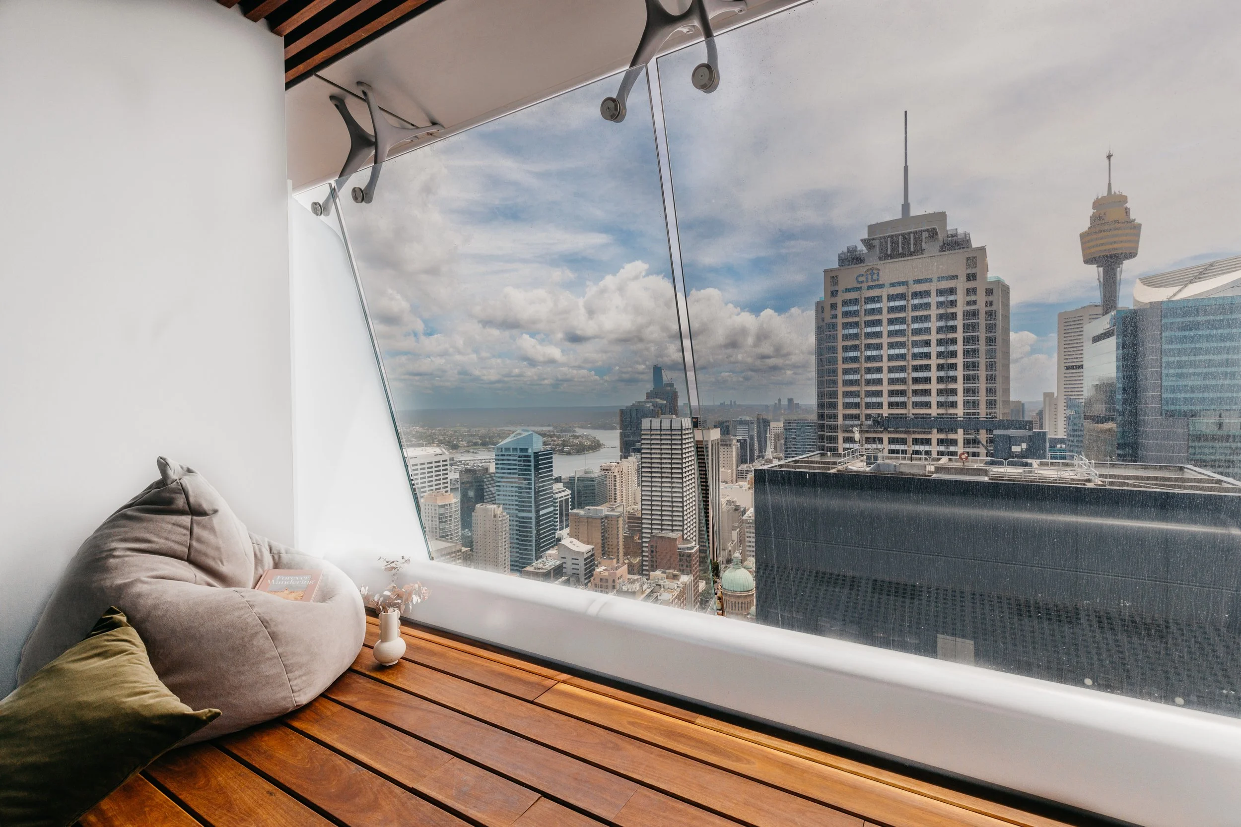 syp-homes-urban-stillness -balcony-beam-bag-city-view.jpg