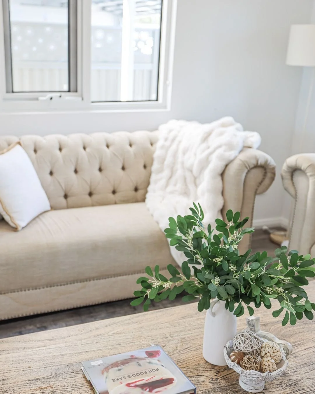 Bright, open, and undeniably inviting. Pure white palette and textures creating the perfect flow.
We live for this feeling. ✨
#StyledbyElevate #PerthStaging #PerthDisplayHomes #InteriorDesign #OpenPlanLiving