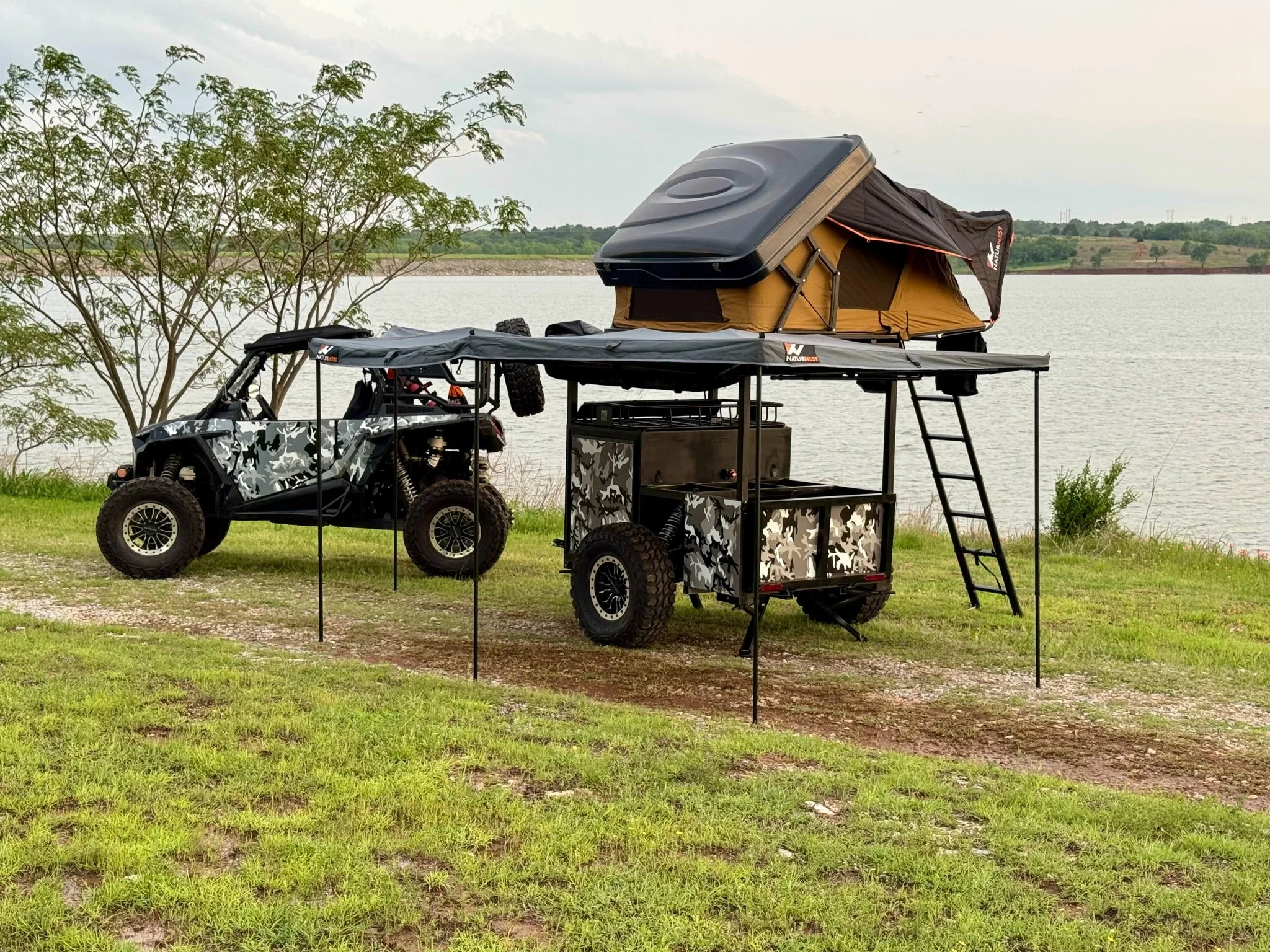 【CAMPER】カルスト Blue Collar Buggy'n Overland Trailers