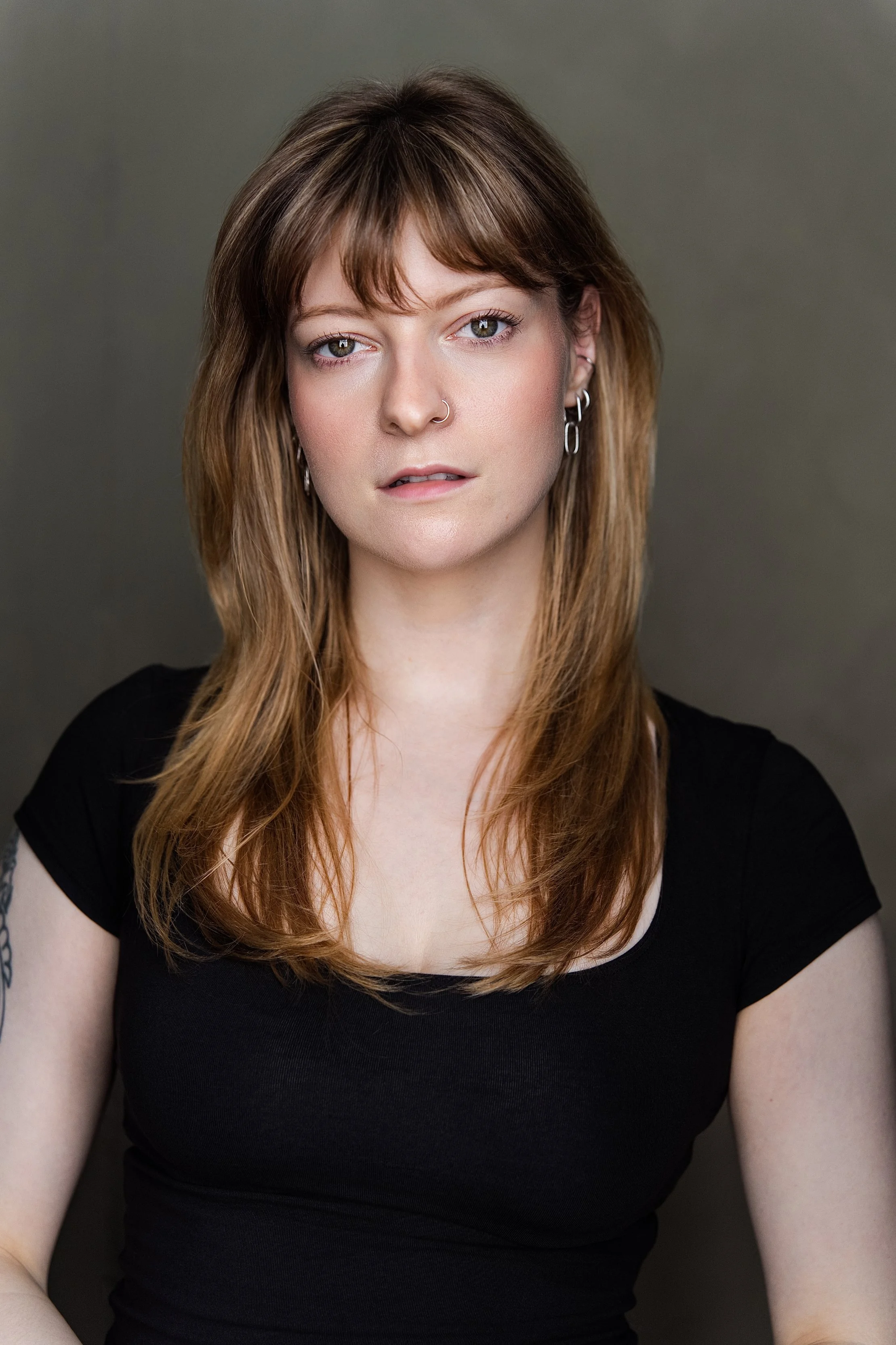 Czarina Hart edgy 1.jpg