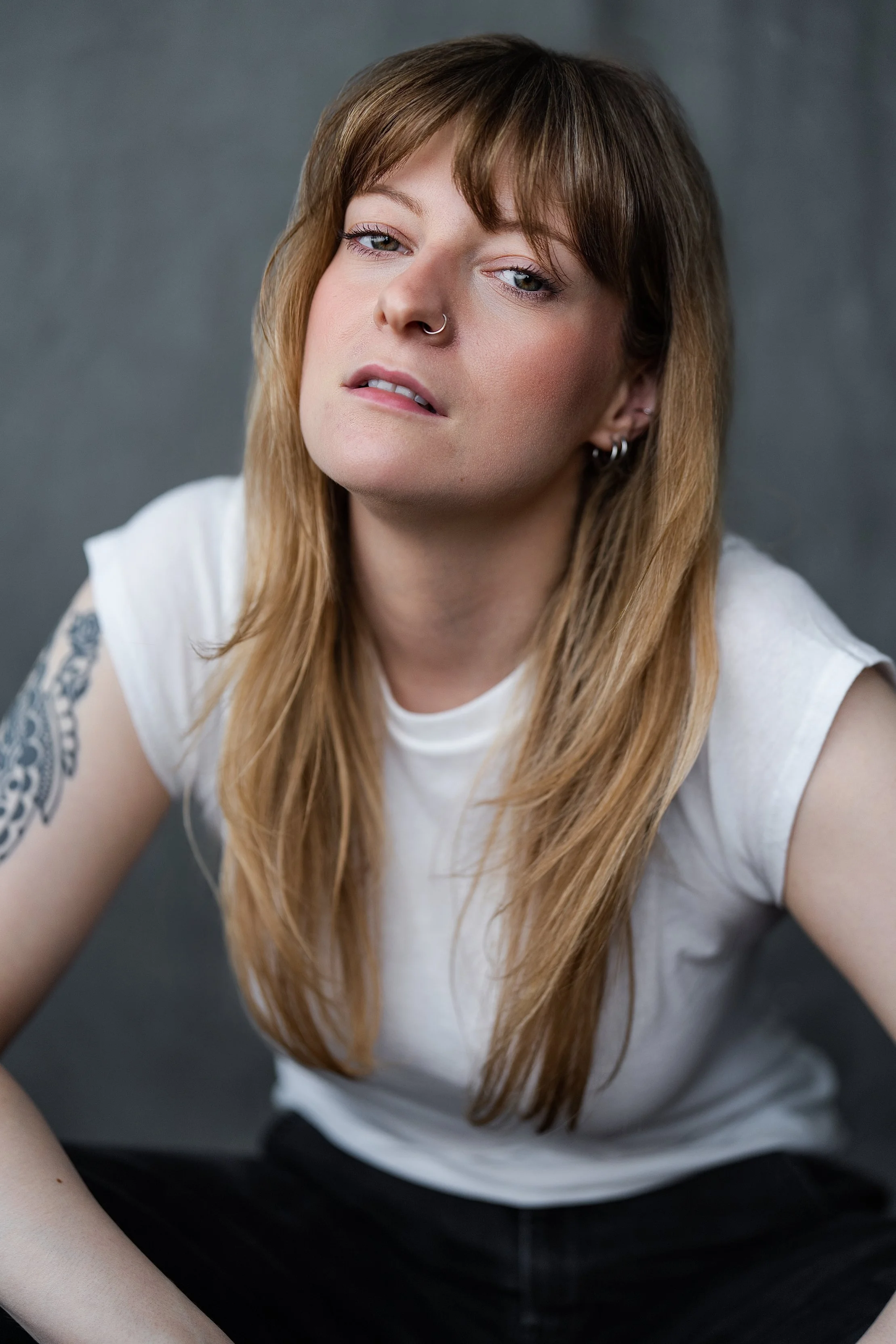 Czarina Hart edgy 2.jpg