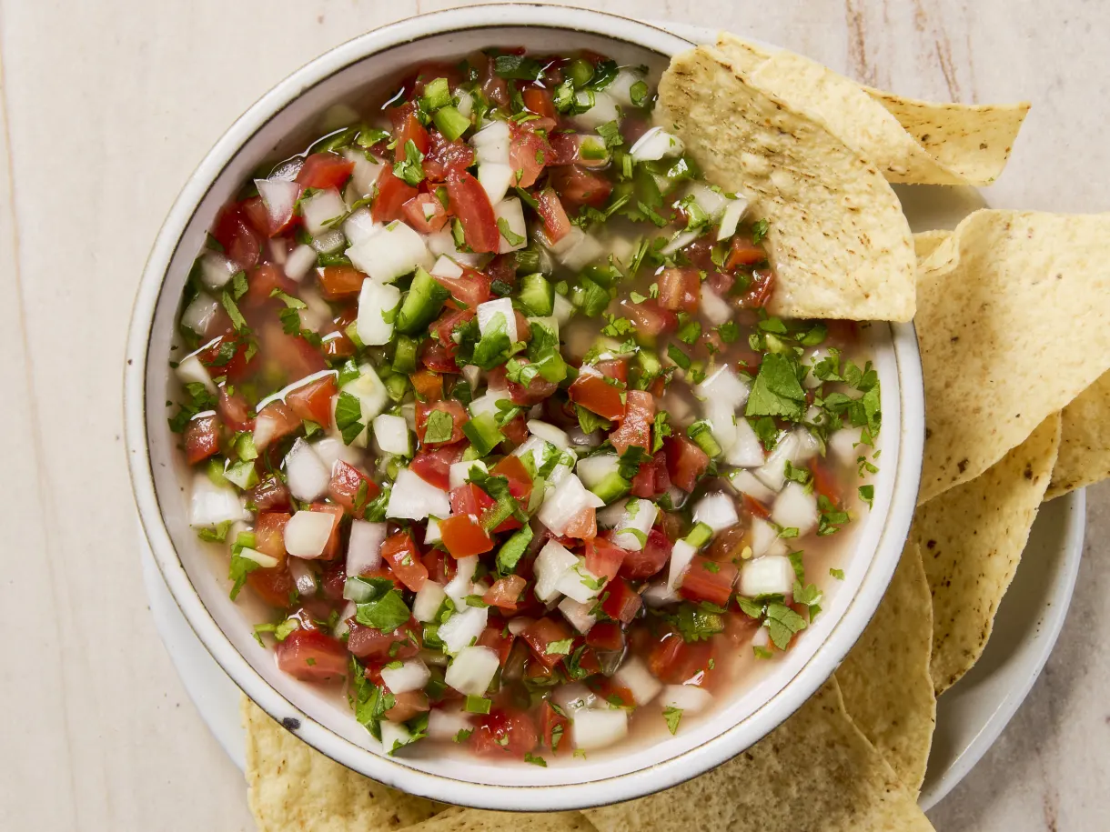 k2FPhoto2FRecipes2F2024-06-pico-de-gallo2Fpico-de-gallo-0135-cropped.png