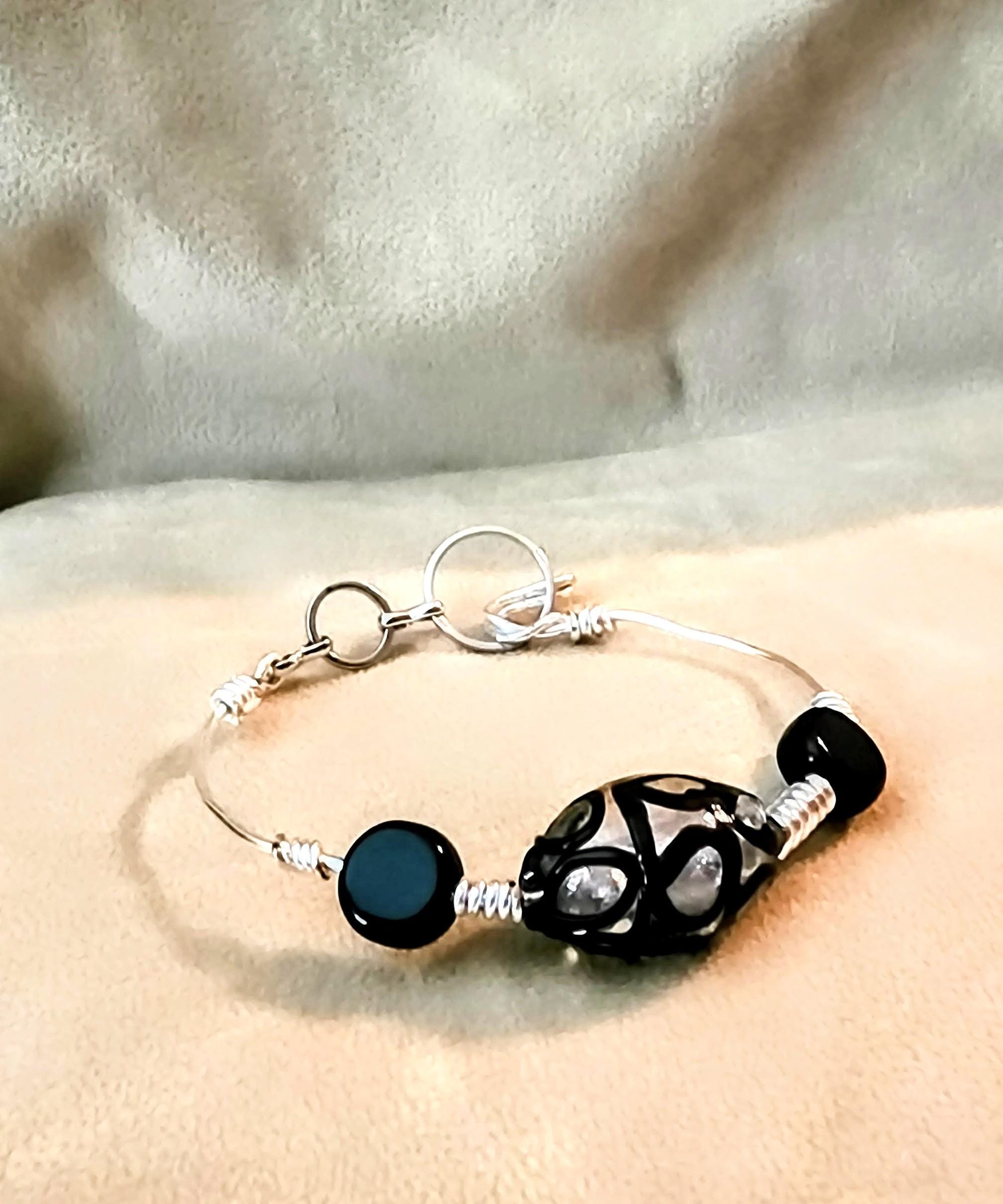 https://i.etsystatic.com/17426782/r/il/1a4c6c/6504117341/il_fullxfull.6504117341_cf9r.jpg