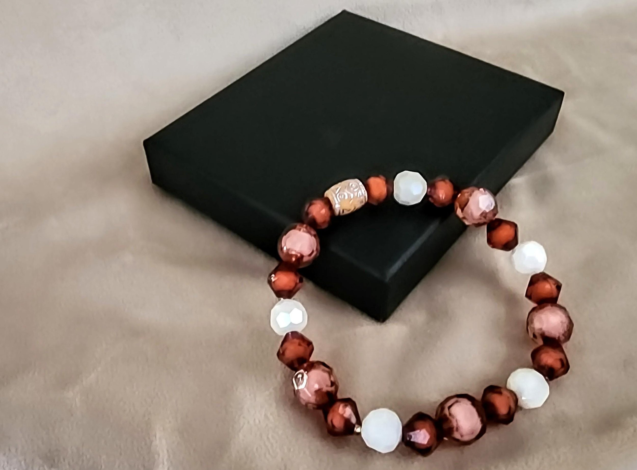 https://i.etsystatic.com/17426782/r/il/28670b/6502570355/il_fullxfull.6502570355_f30r.jpg