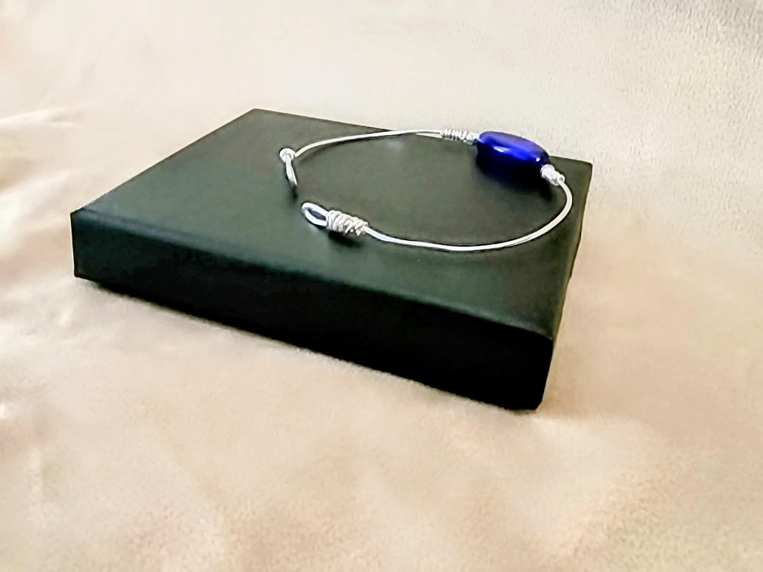 https://i.etsystatic.com/17426782/r/il/bf81db/6502614639/il_fullxfull.6502614639_7gxk.jpg