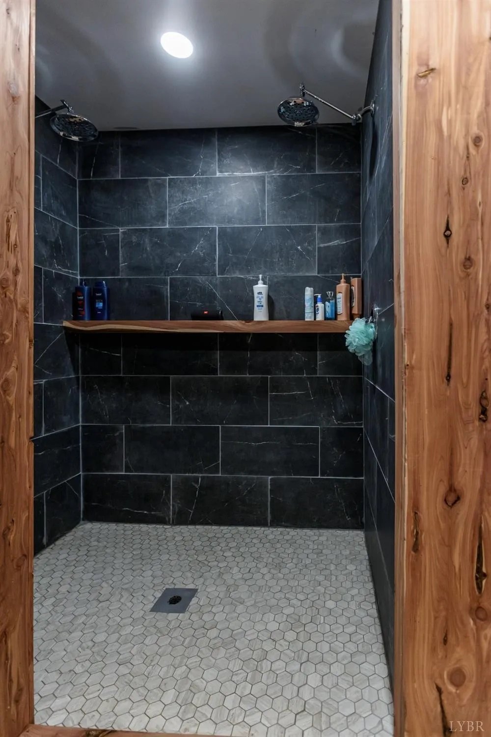 Master Shower.jpg
