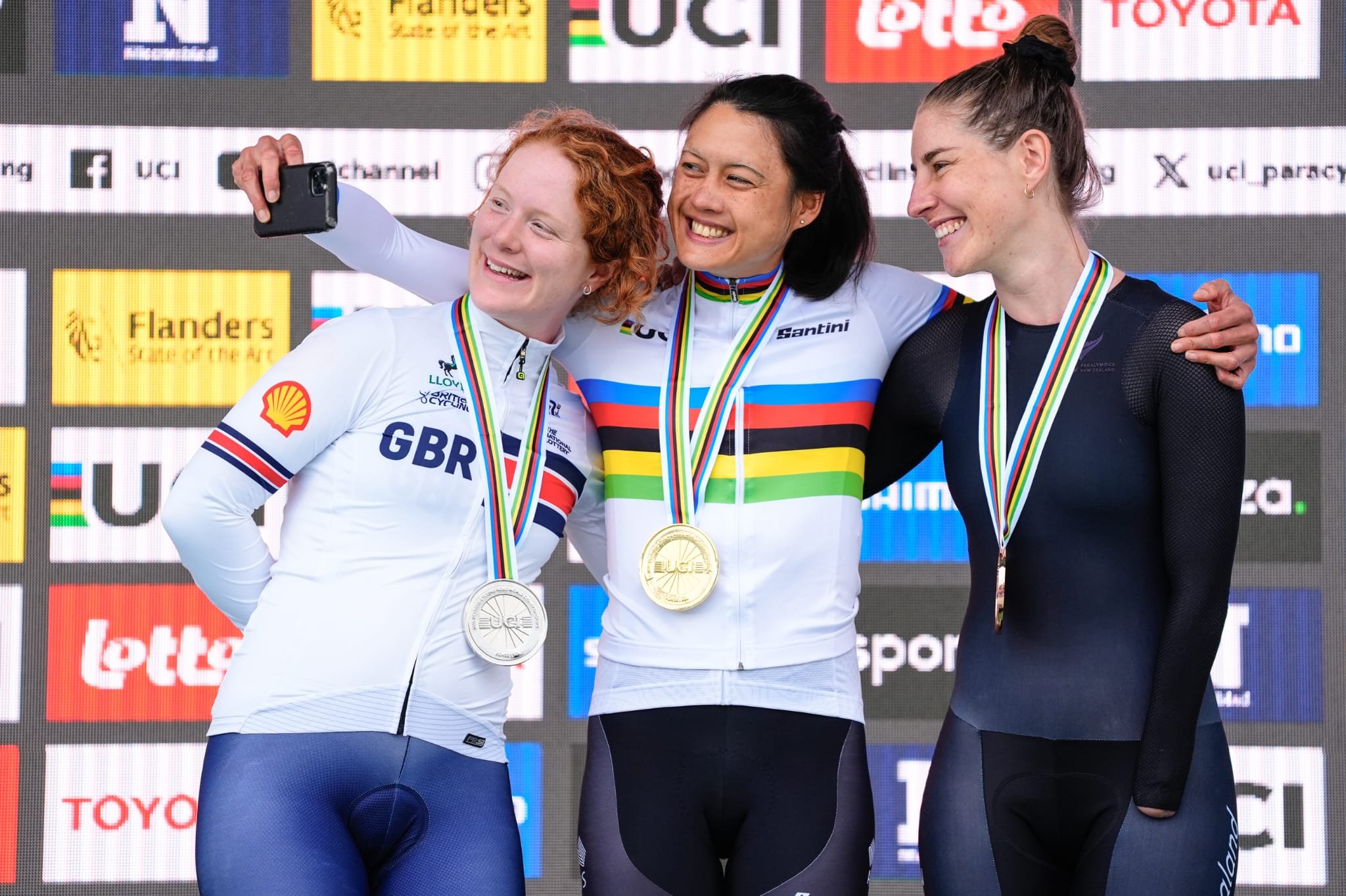 Winning silver at Para-cycling Road World Championships, Belgium
